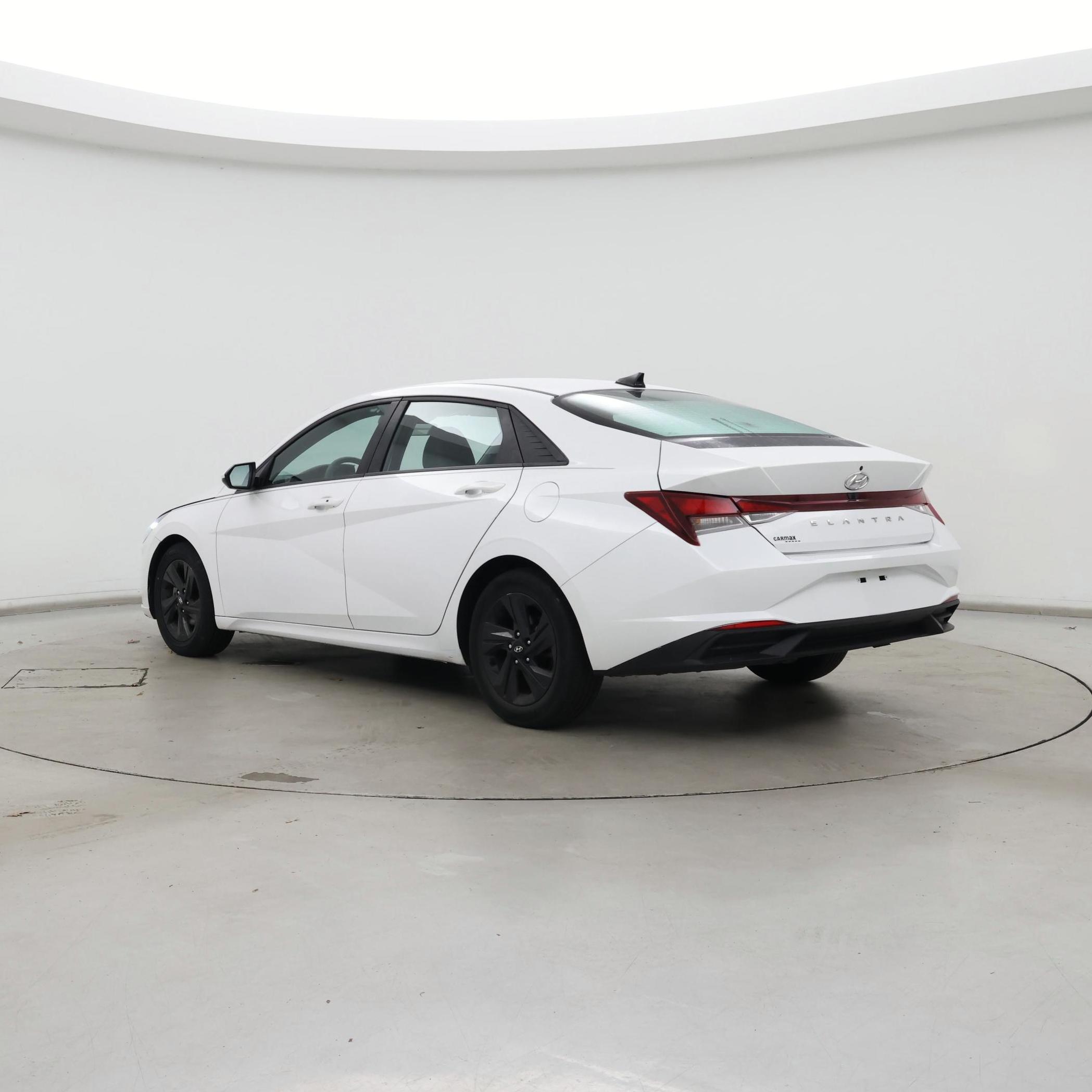 Thumbnail: 2021 Hyundai Elantra - 2