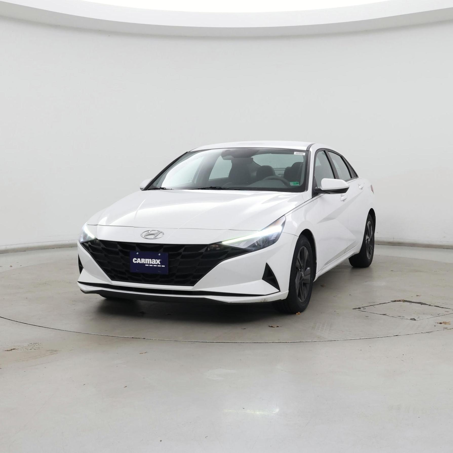 Thumbnail: 2021 Hyundai Elantra - 4