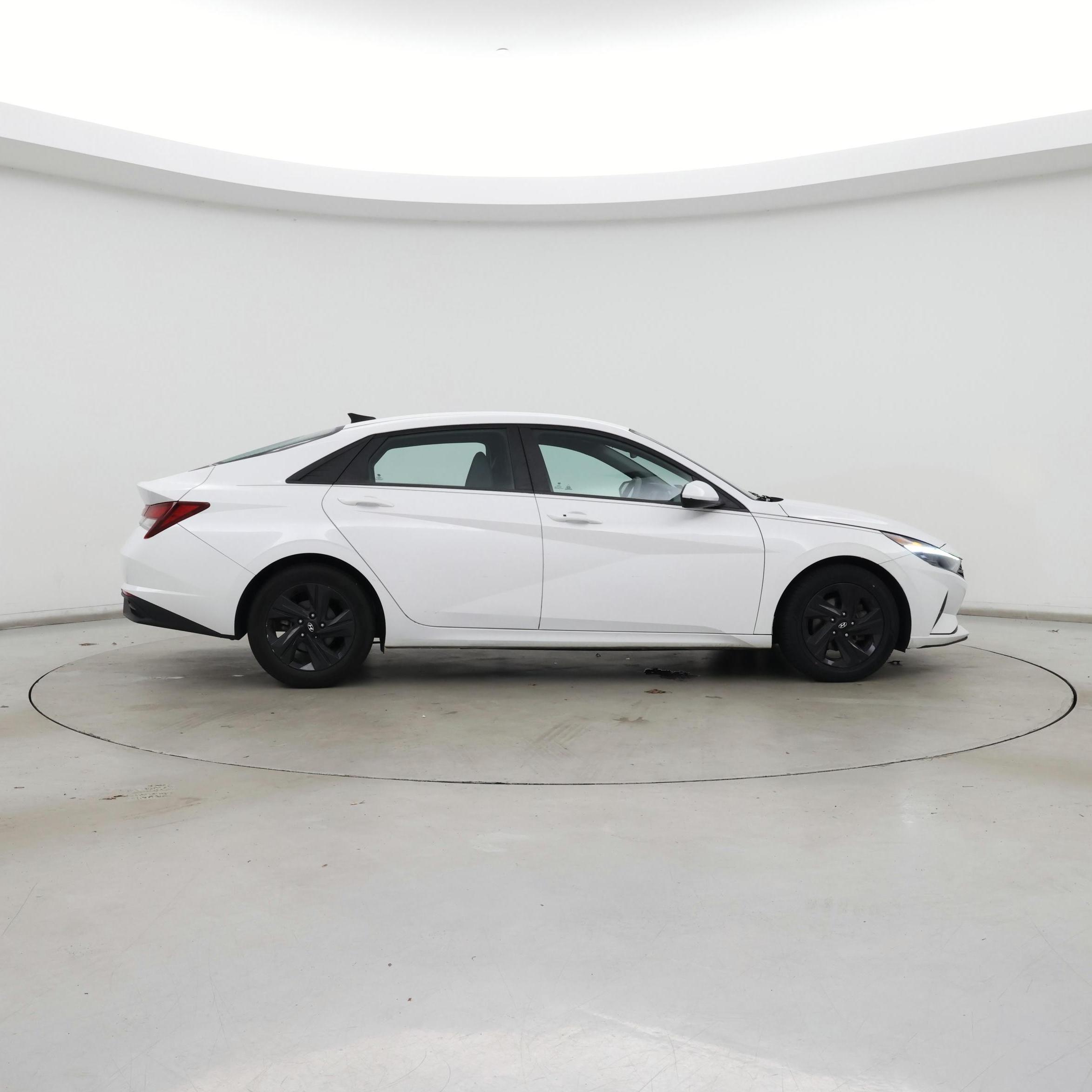 Thumbnail: 2021 Hyundai Elantra - 7