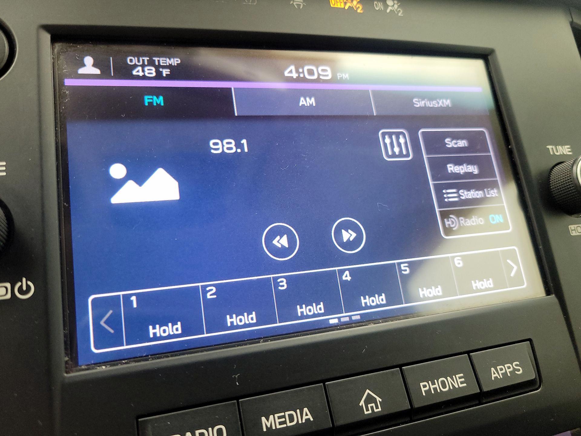 Thumbnail: 2022 Subaru Outback - 15