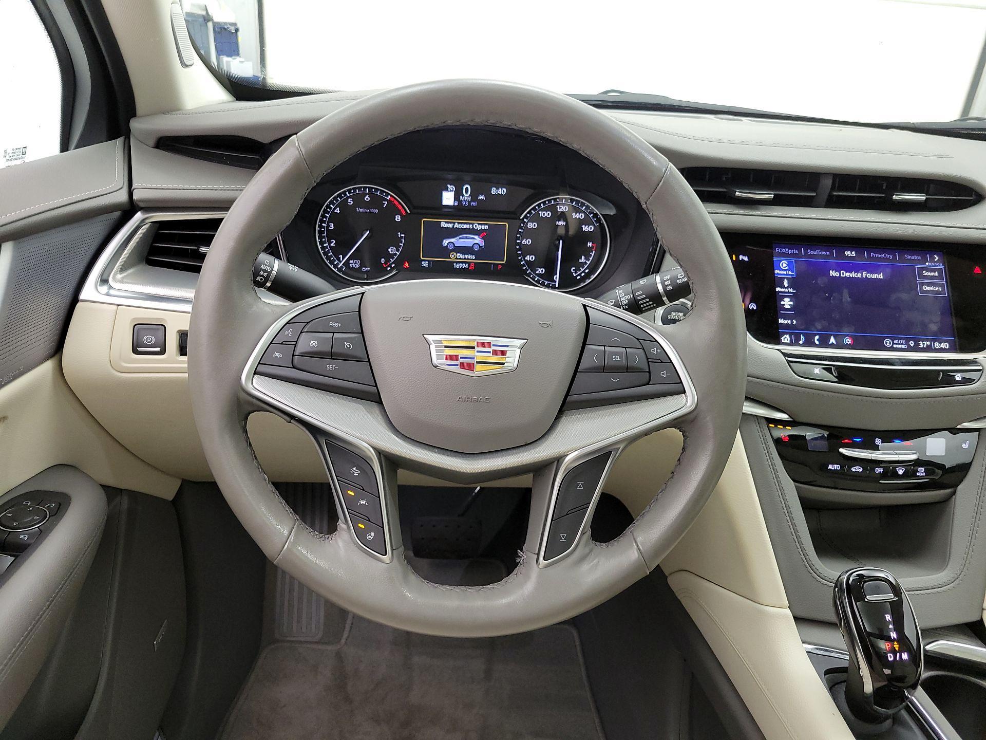 Thumbnail: 2024 Cadillac XT5 - 10