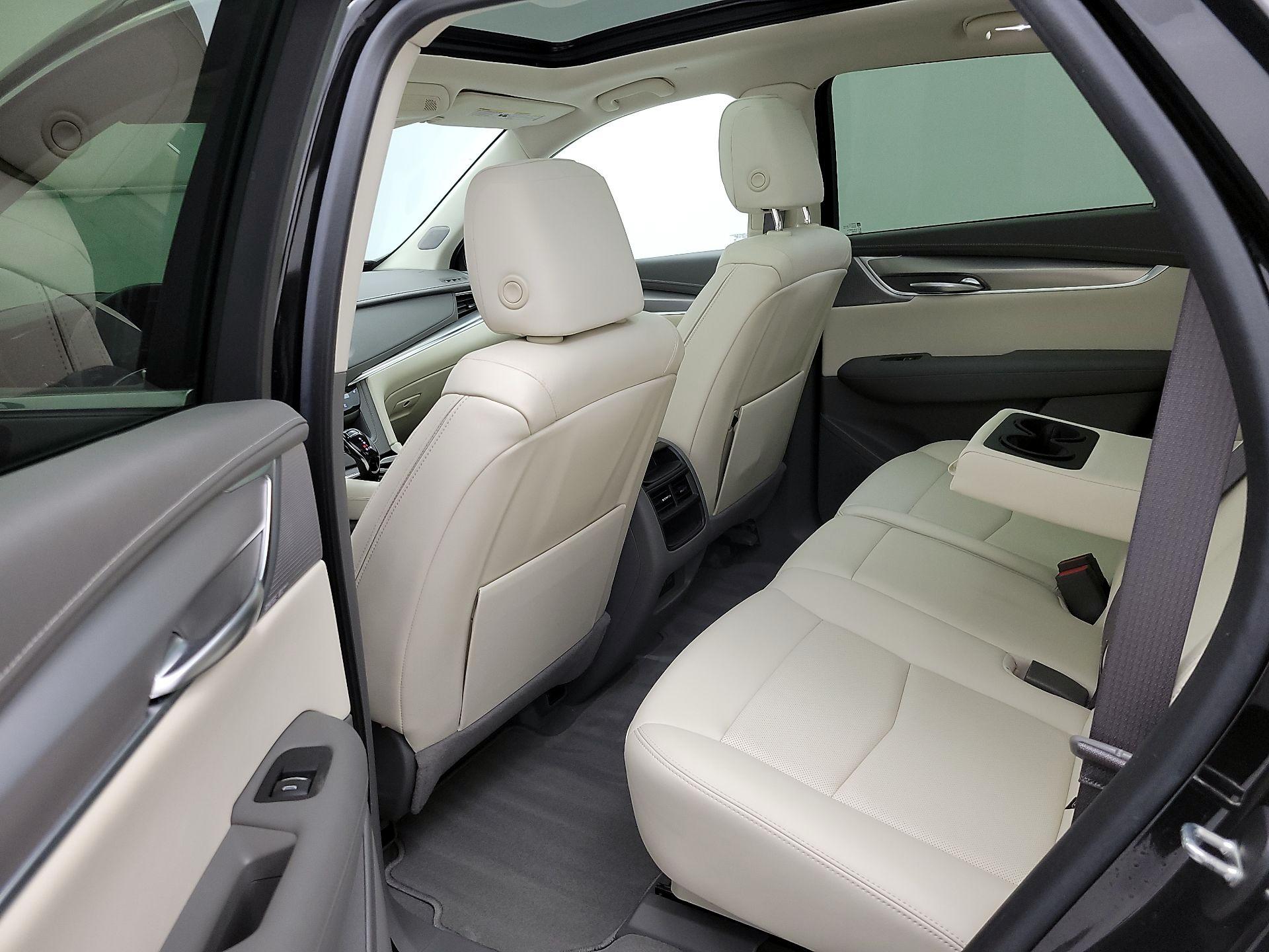 Thumbnail: 2024 Cadillac XT5 - 19