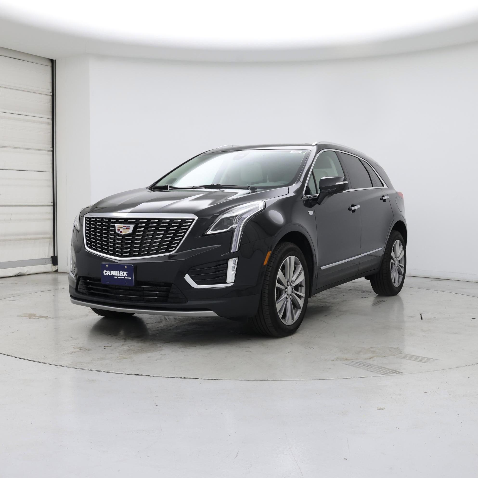 Thumbnail: 2024 Cadillac XT5 - 4