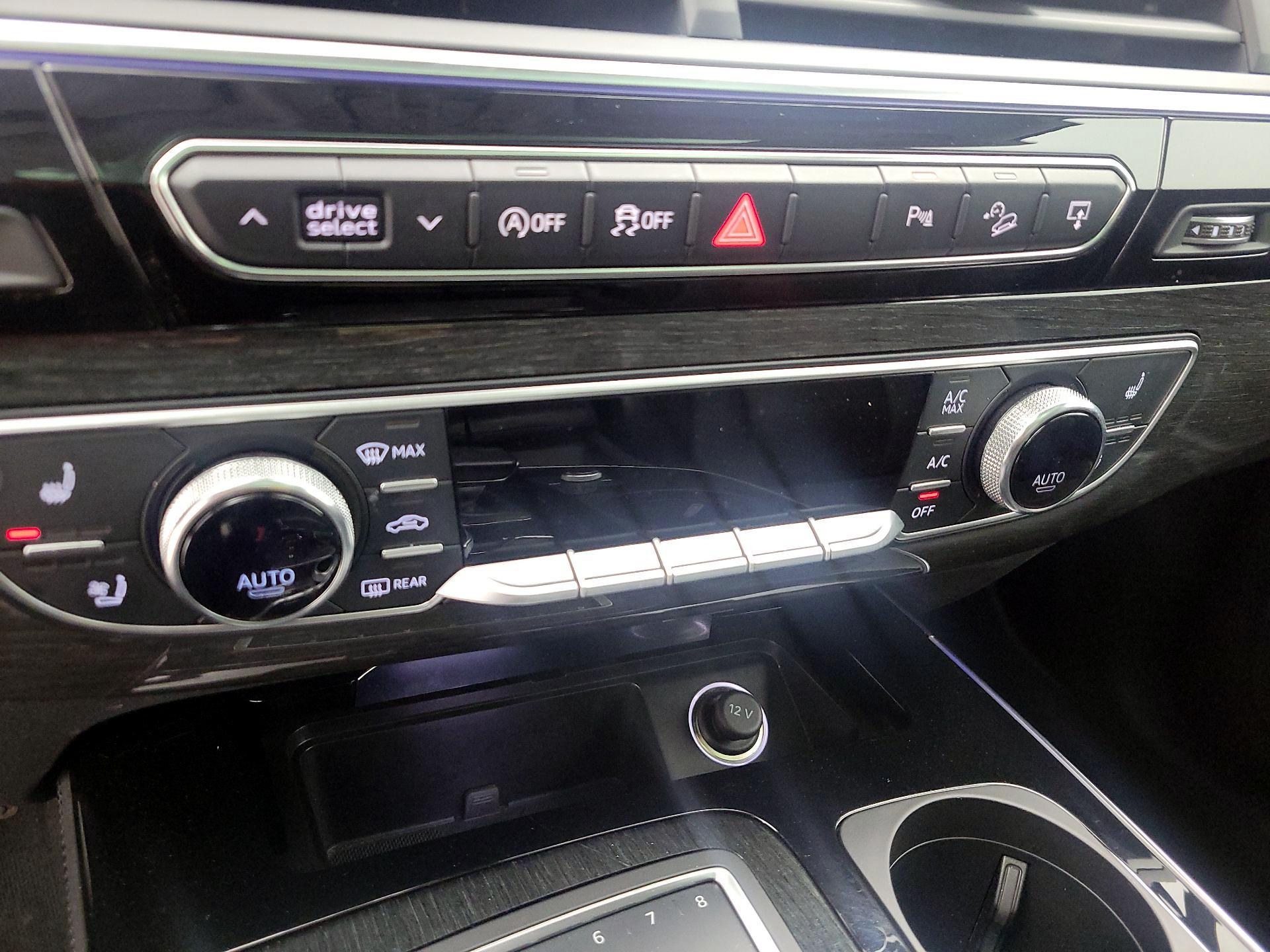 Thumbnail: 2017 Audi Q7 - 17