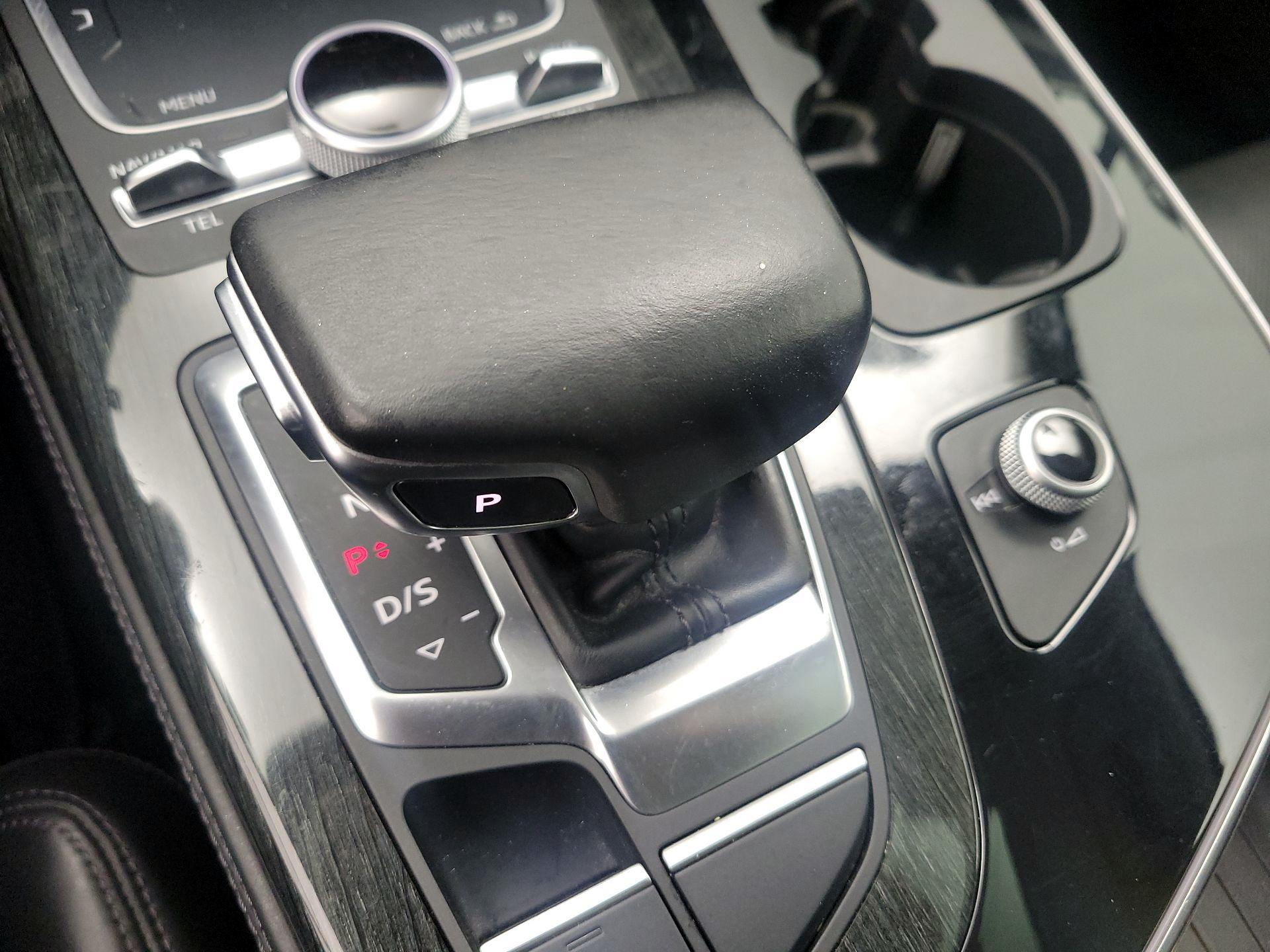 Thumbnail: 2017 Audi Q7 - 18