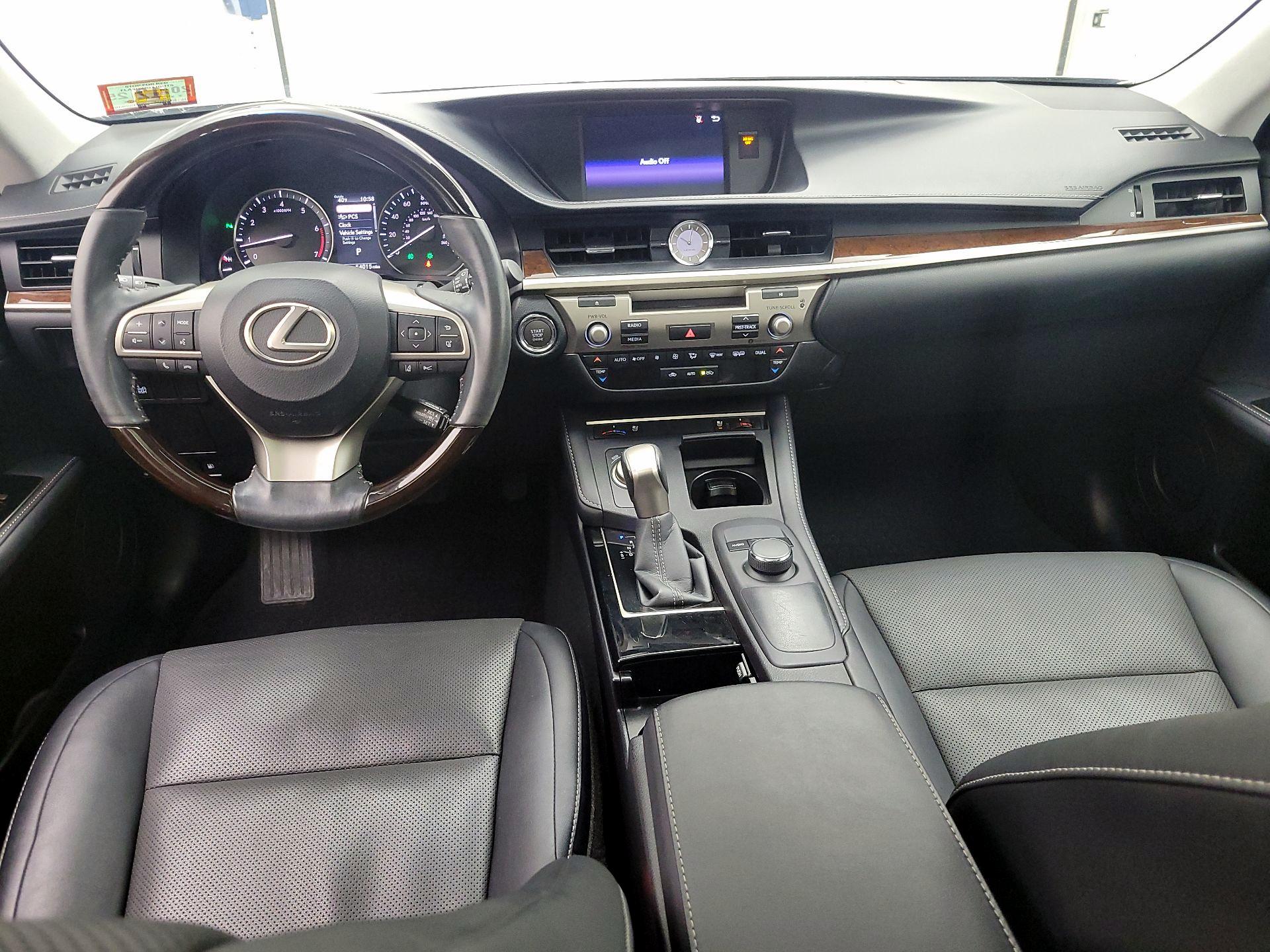 Thumbnail: 2017 Lexus ES - 9