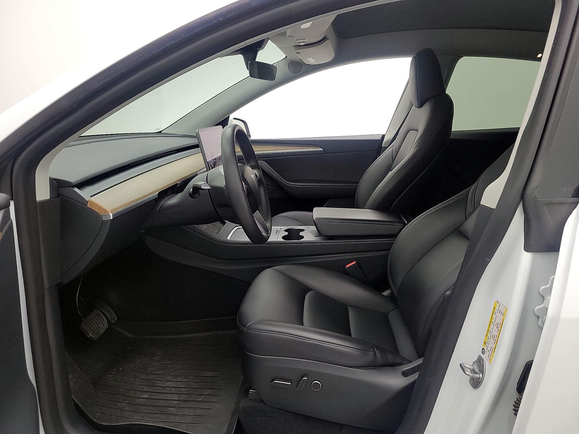 Thumbnail: 2023 Tesla Model Y - 11