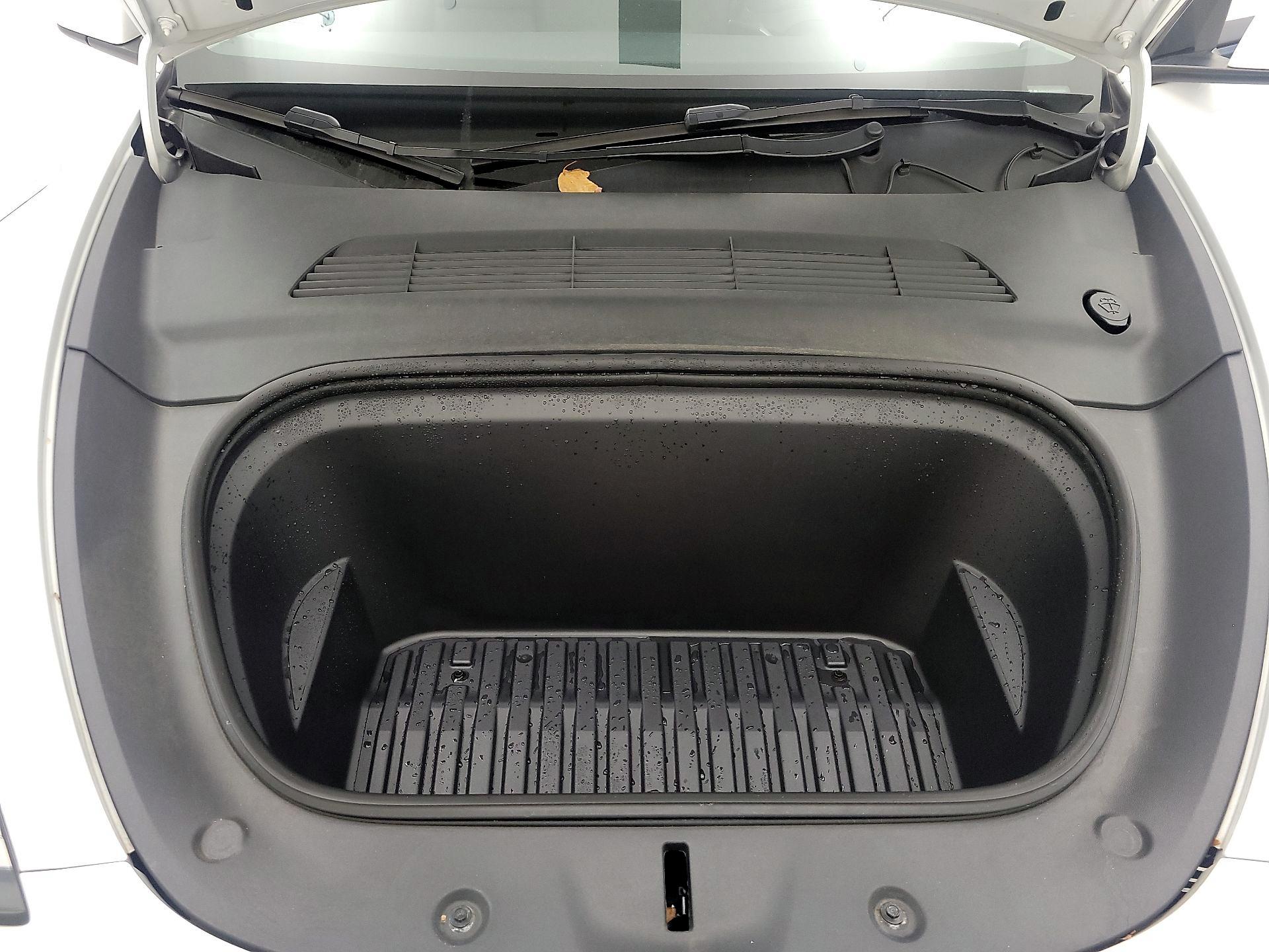 Thumbnail: 2023 Tesla Model Y - 20