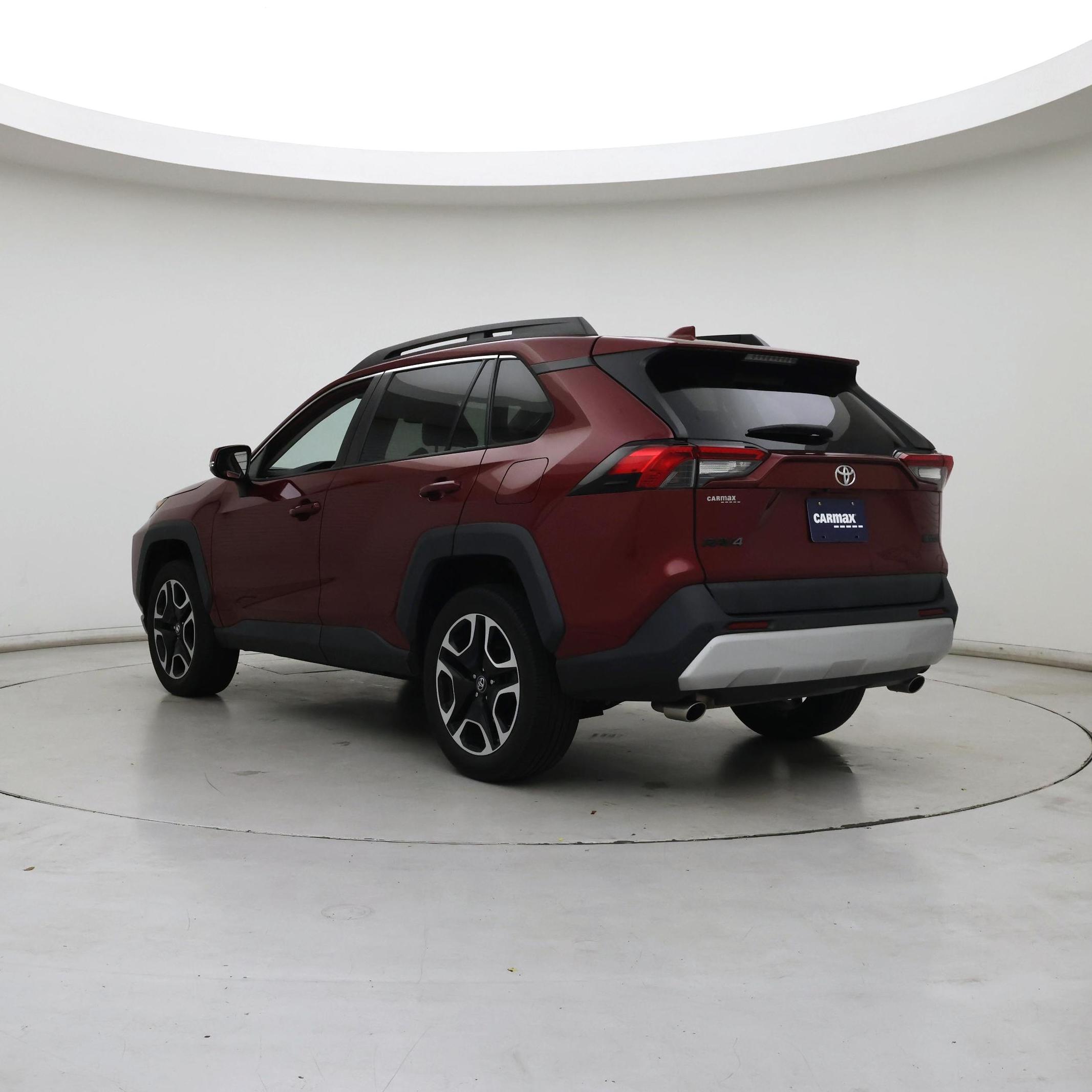 Thumbnail: 2019 Toyota RAV4 - 2