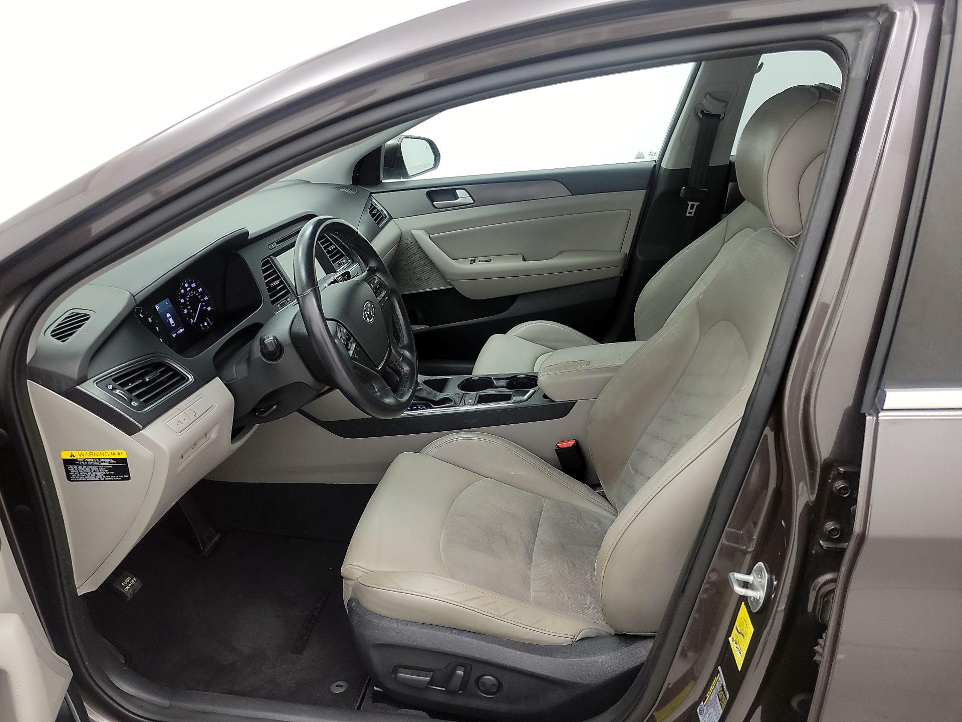 Thumbnail: 2016 Hyundai Sonata - 11