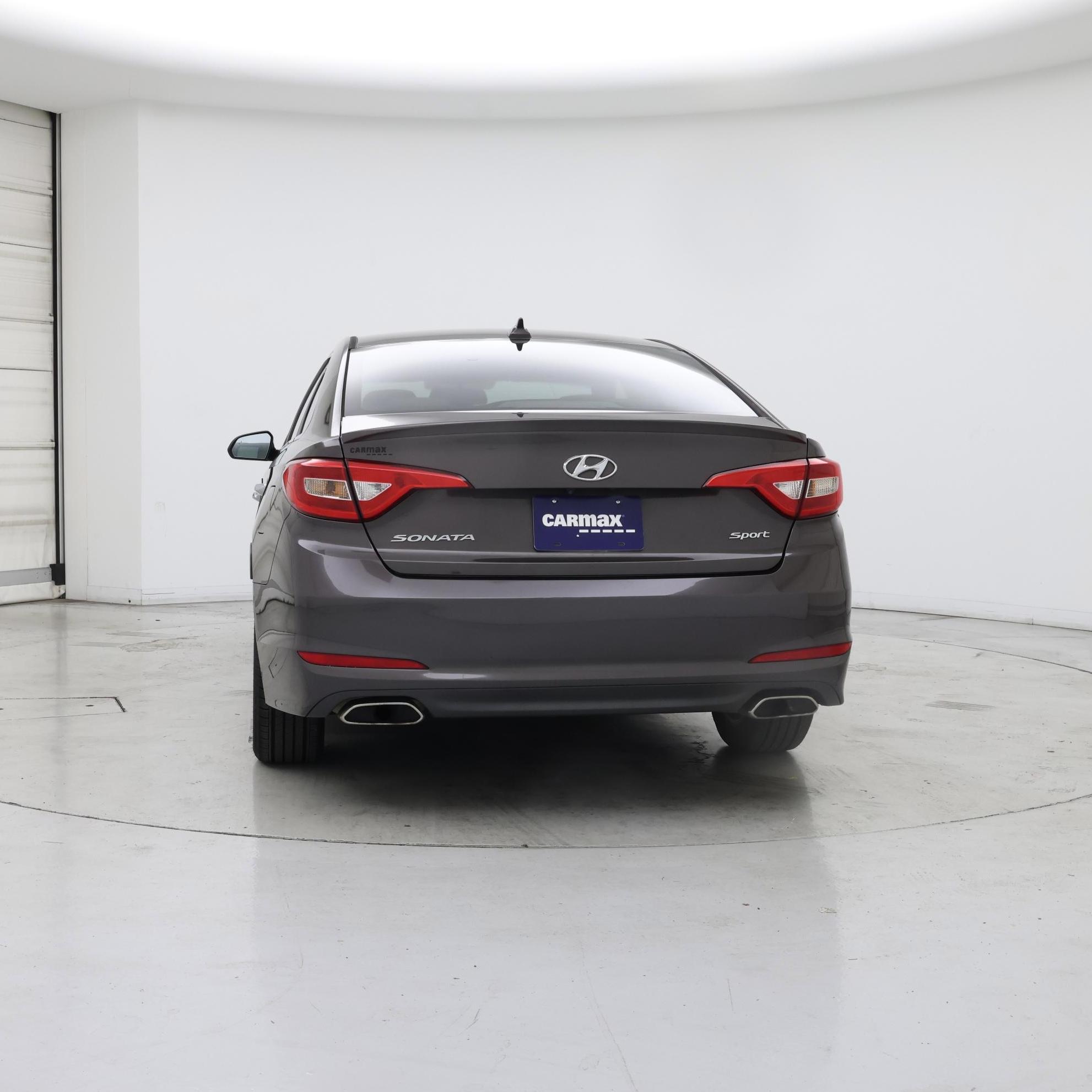 Thumbnail: 2016 Hyundai Sonata - 6