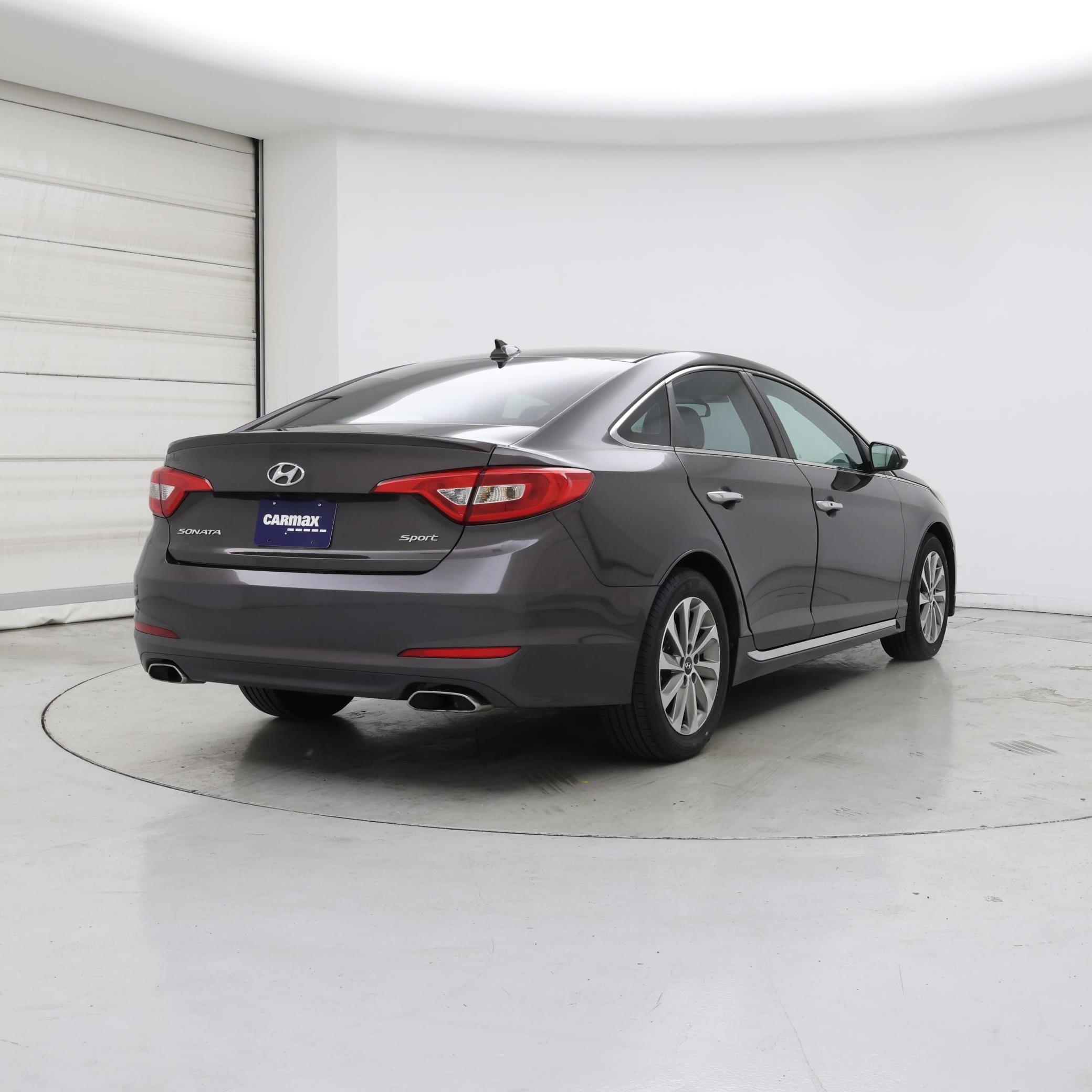 Thumbnail: 2016 Hyundai Sonata - 8