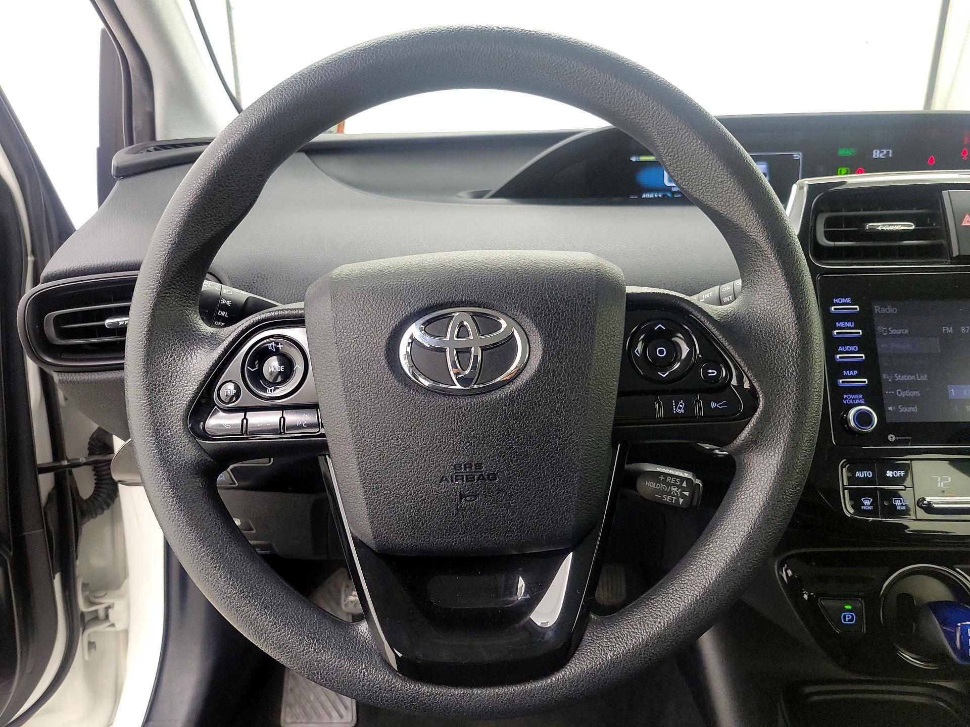 Thumbnail: 2021 Toyota Prius - 10