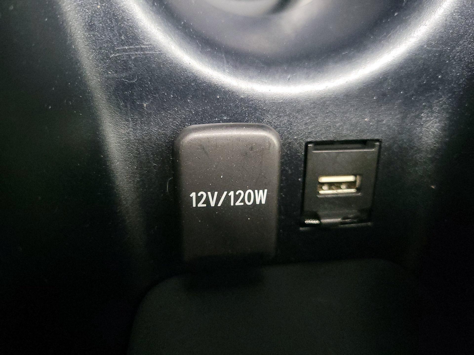 Thumbnail: 2021 Toyota Prius - 18