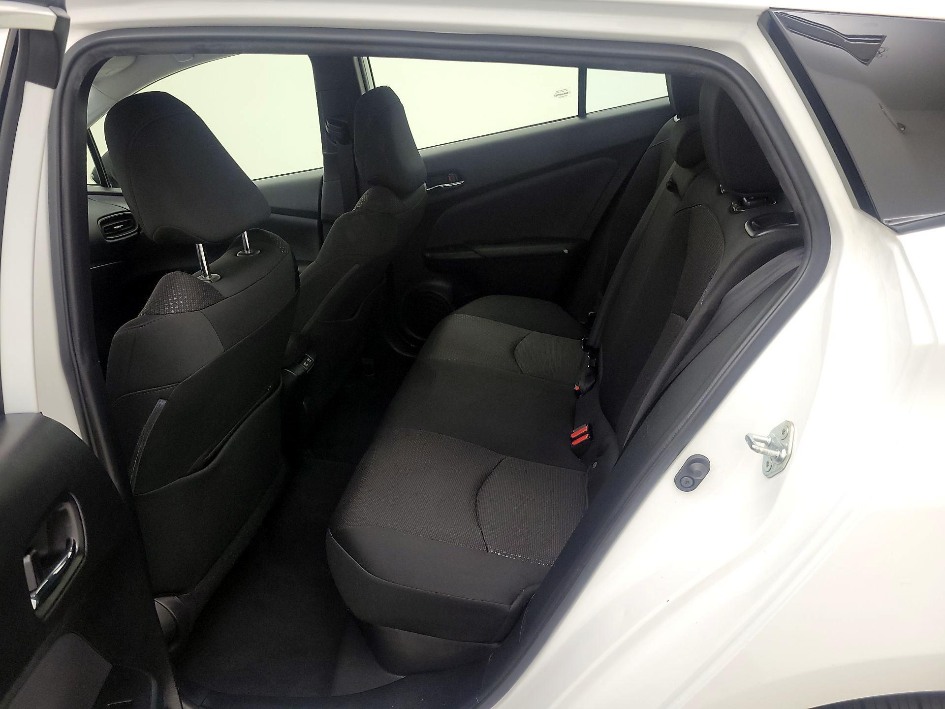 Thumbnail: 2021 Toyota Prius - 19