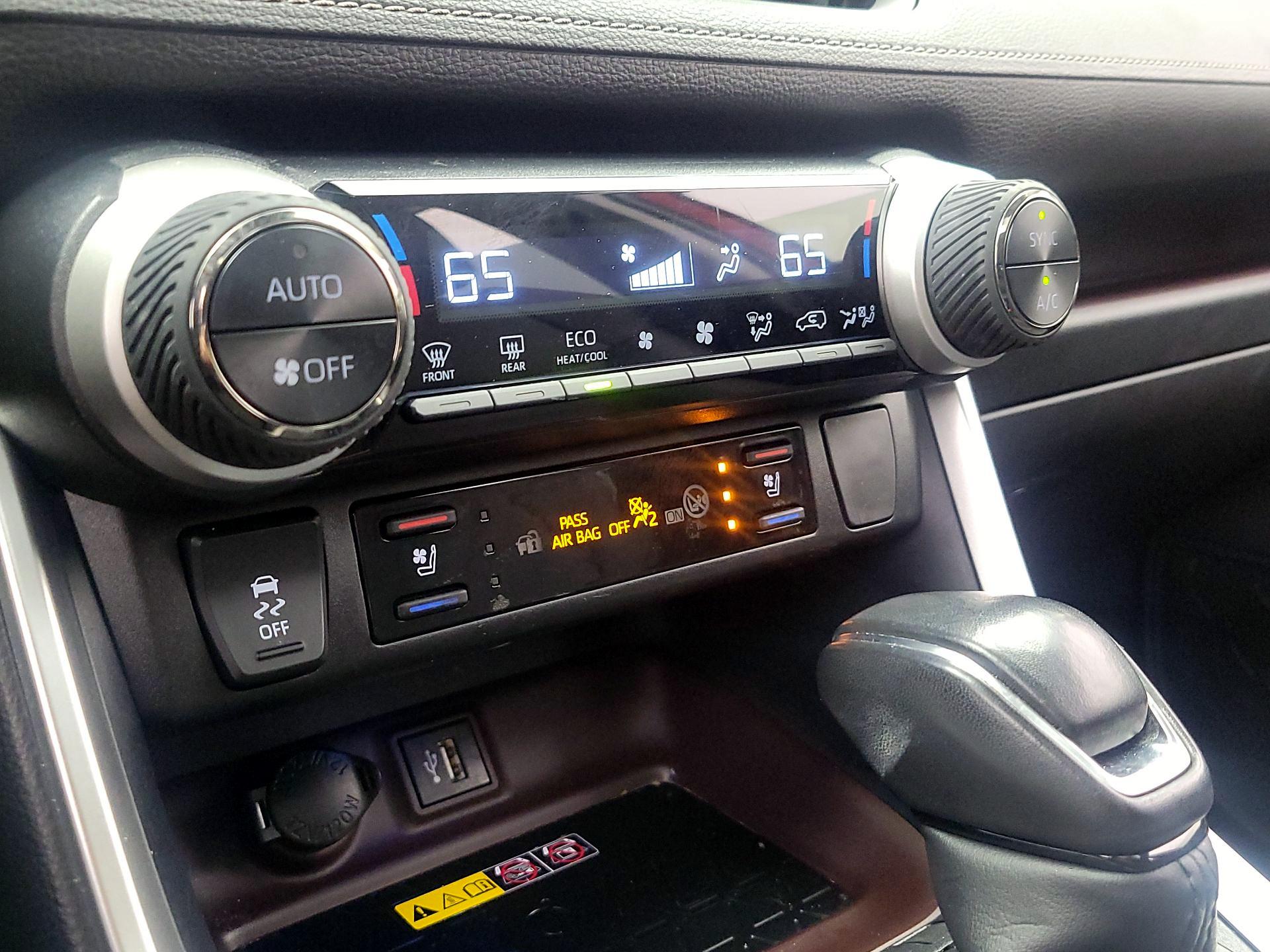 Thumbnail: 2024 Toyota RAV4 - 16