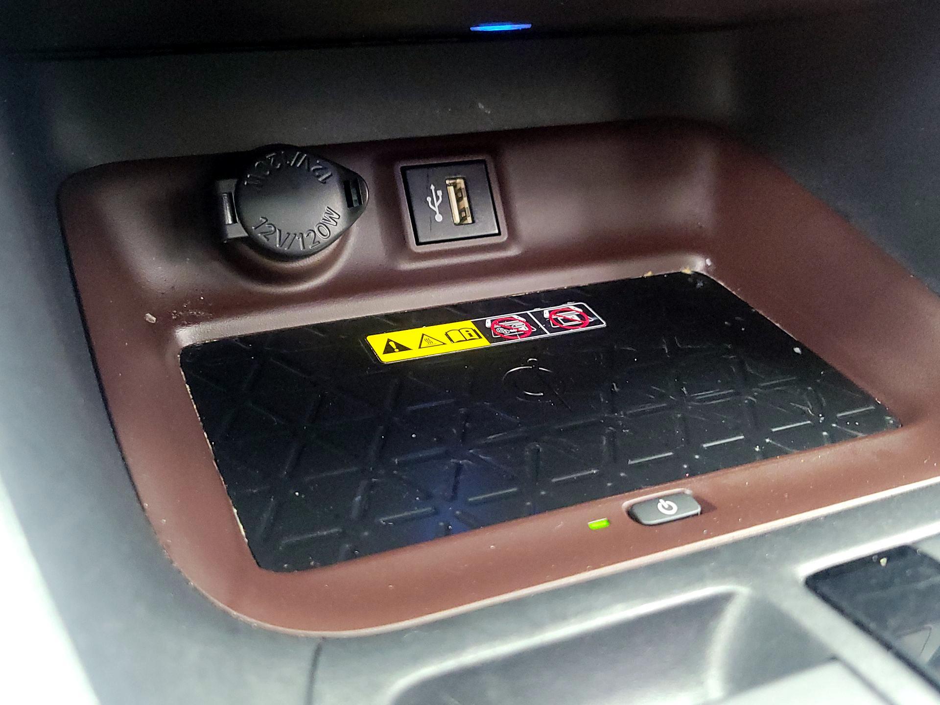 Thumbnail: 2024 Toyota RAV4 - 18