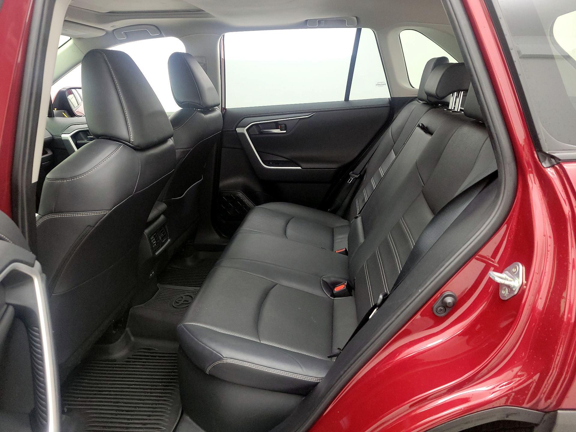 Thumbnail: 2024 Toyota RAV4 - 20