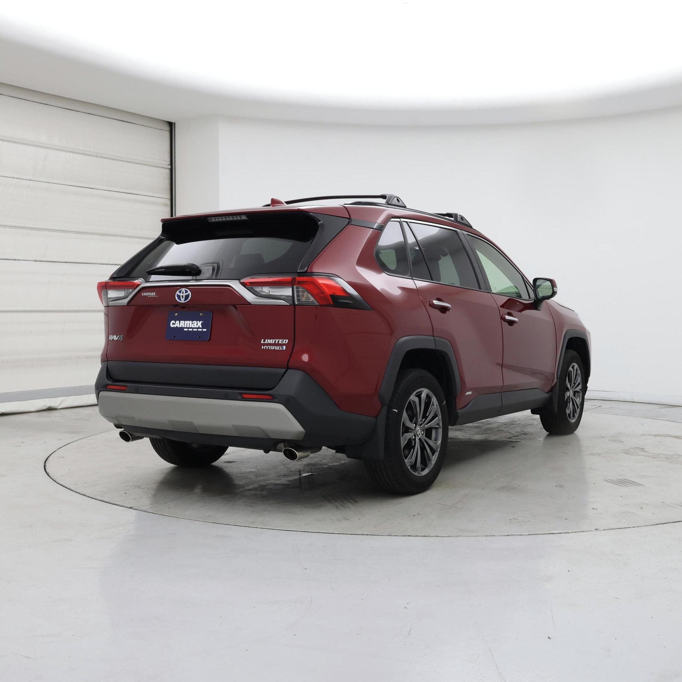 Thumbnail: 2024 Toyota RAV4 - 8