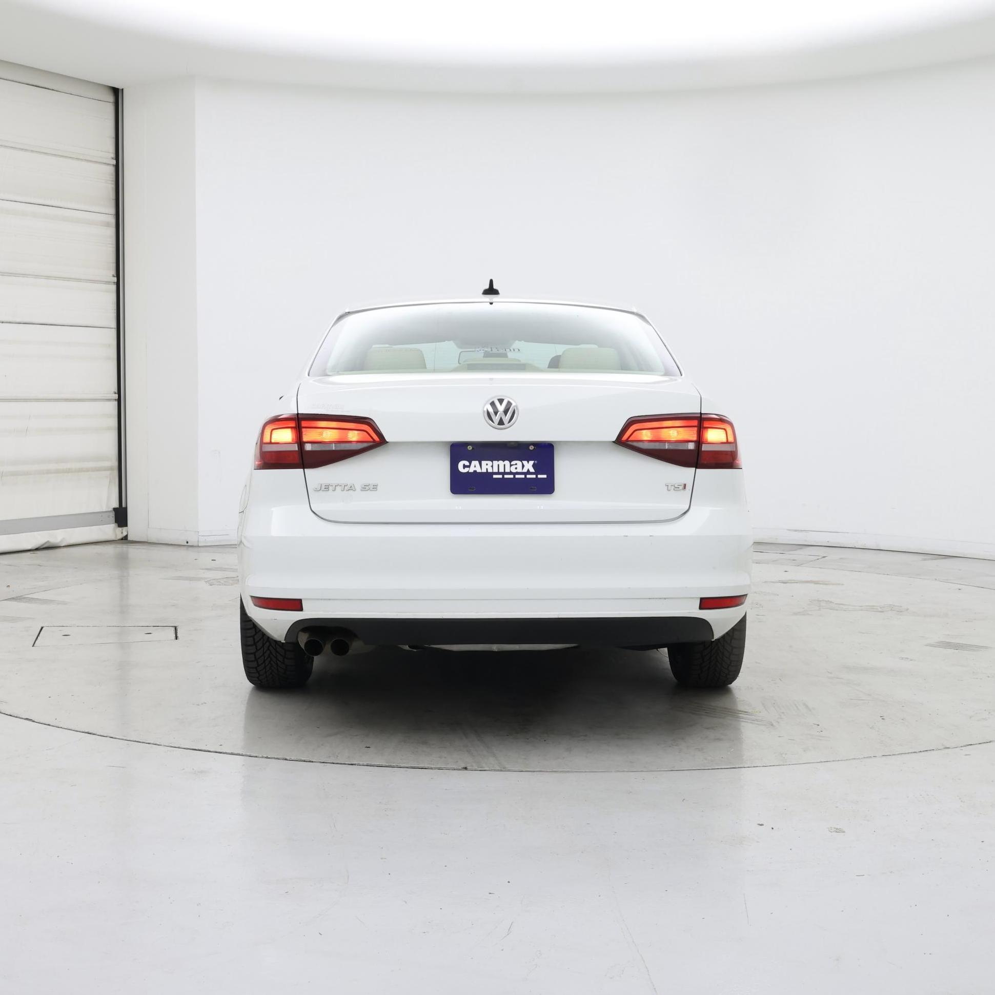 Thumbnail: 2017 Volkswagen Jetta - 6