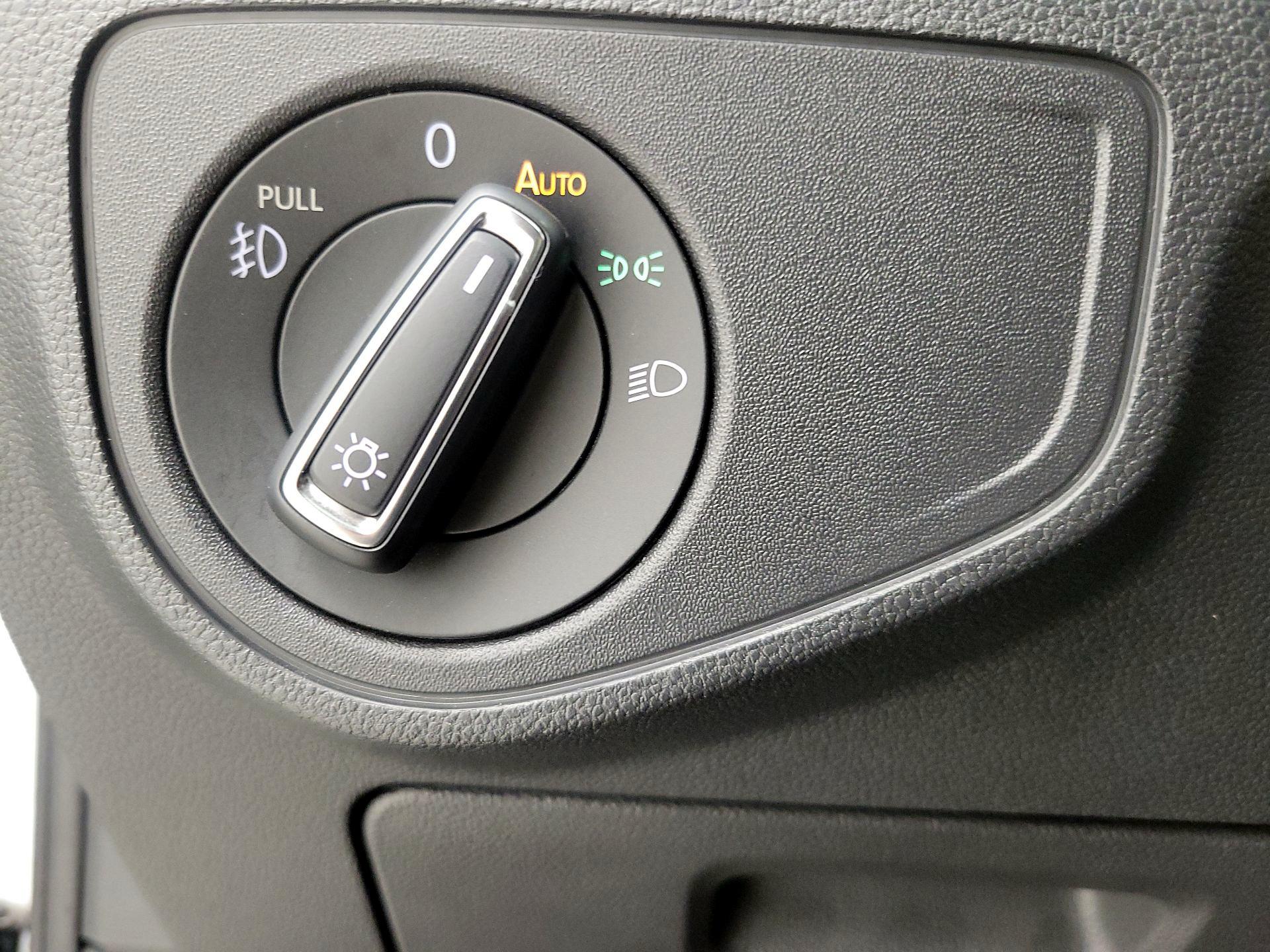 Thumbnail: 2019 Volkswagen Atlas - 13