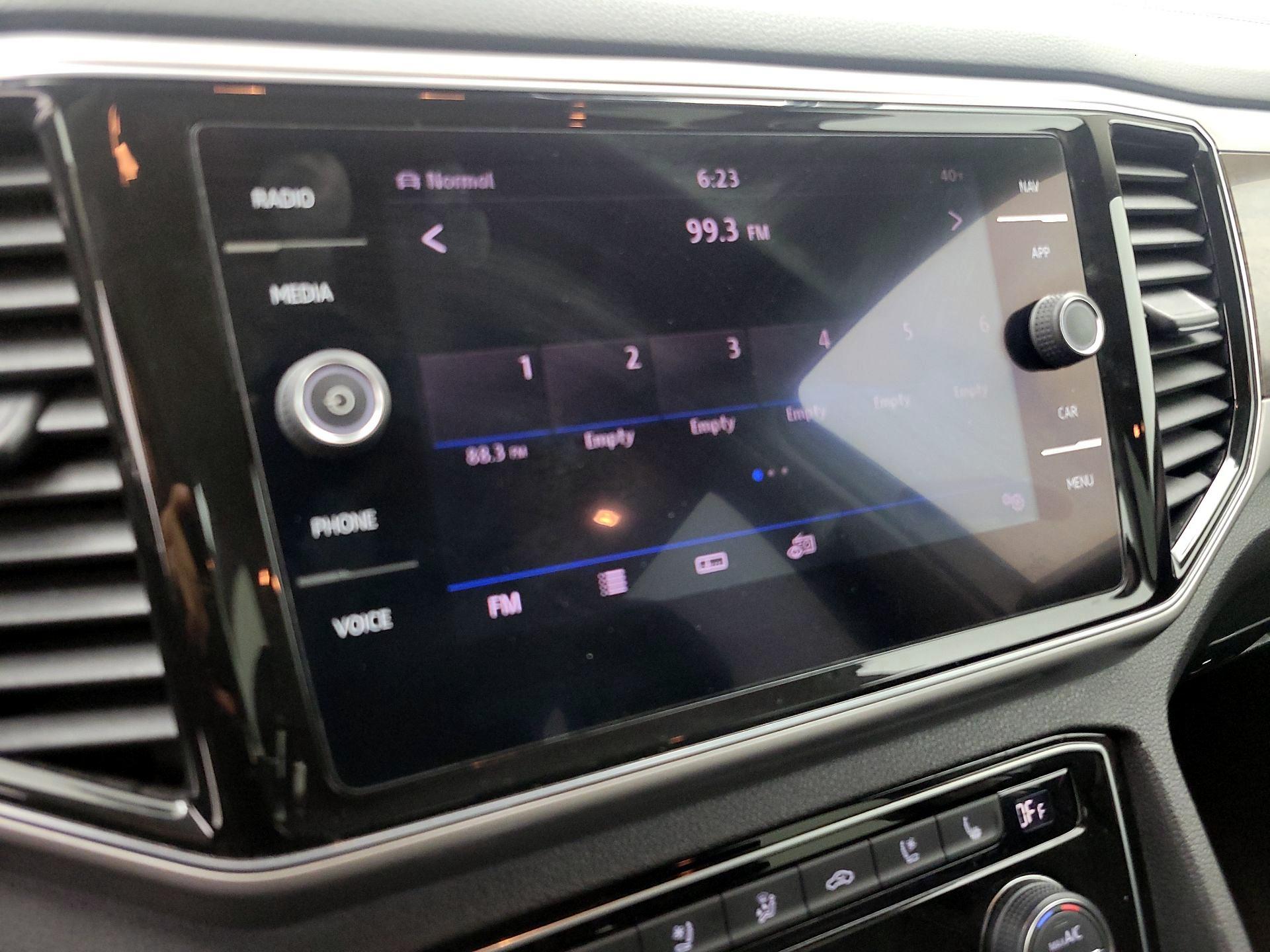 Thumbnail: 2019 Volkswagen Atlas - 15