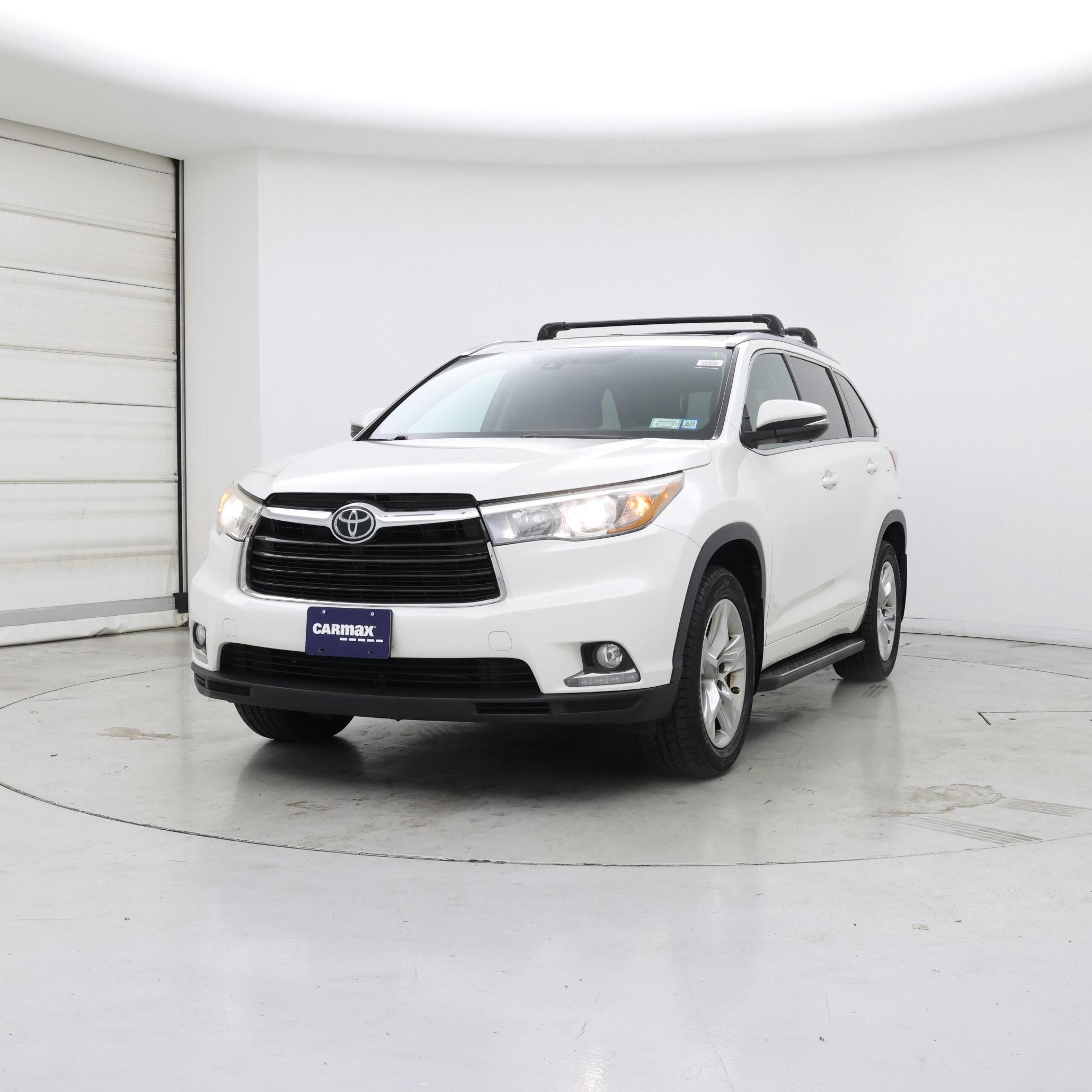 Thumbnail: 2015 Toyota Highlander - 4