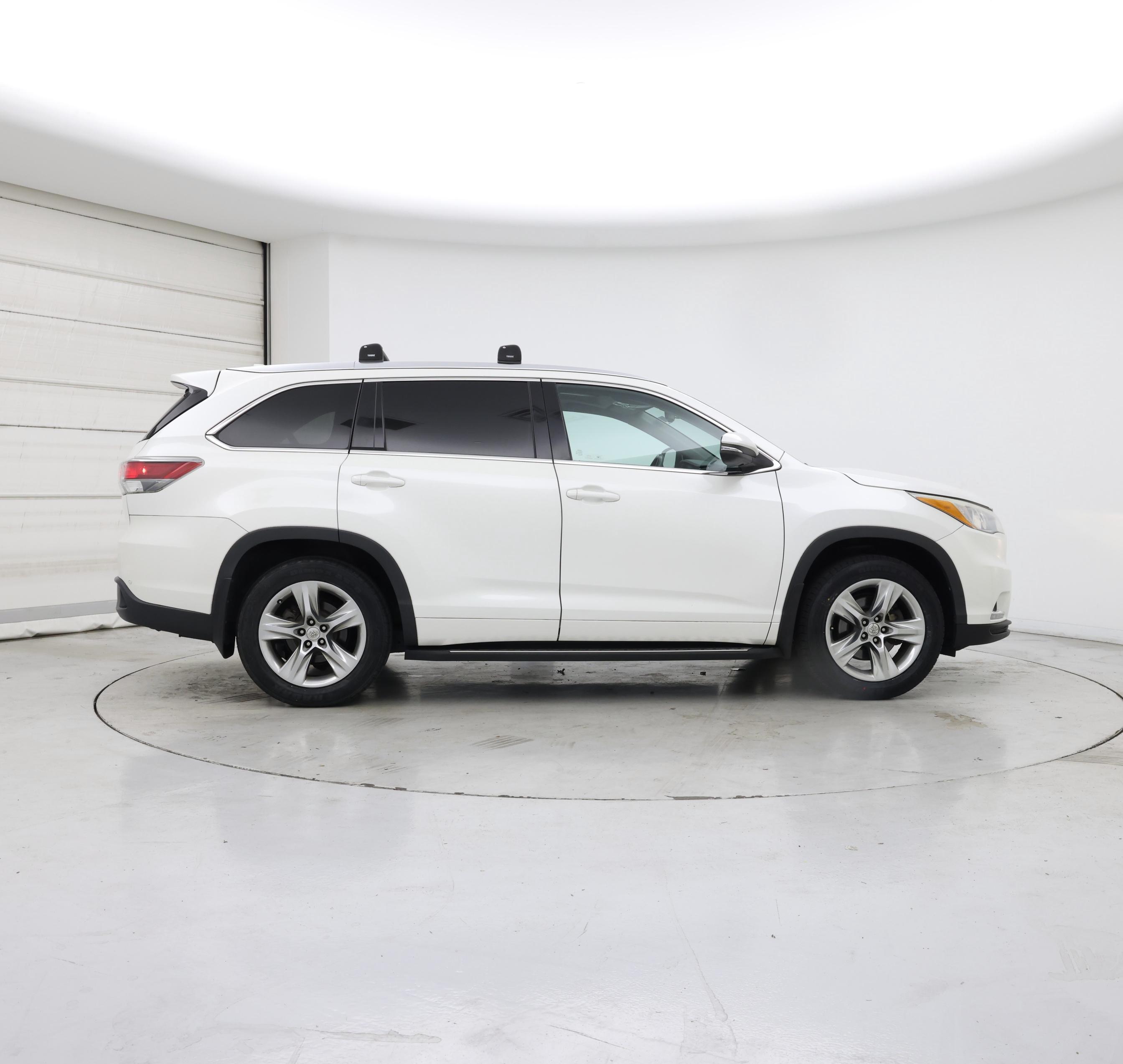 Thumbnail: 2015 Toyota Highlander - 7