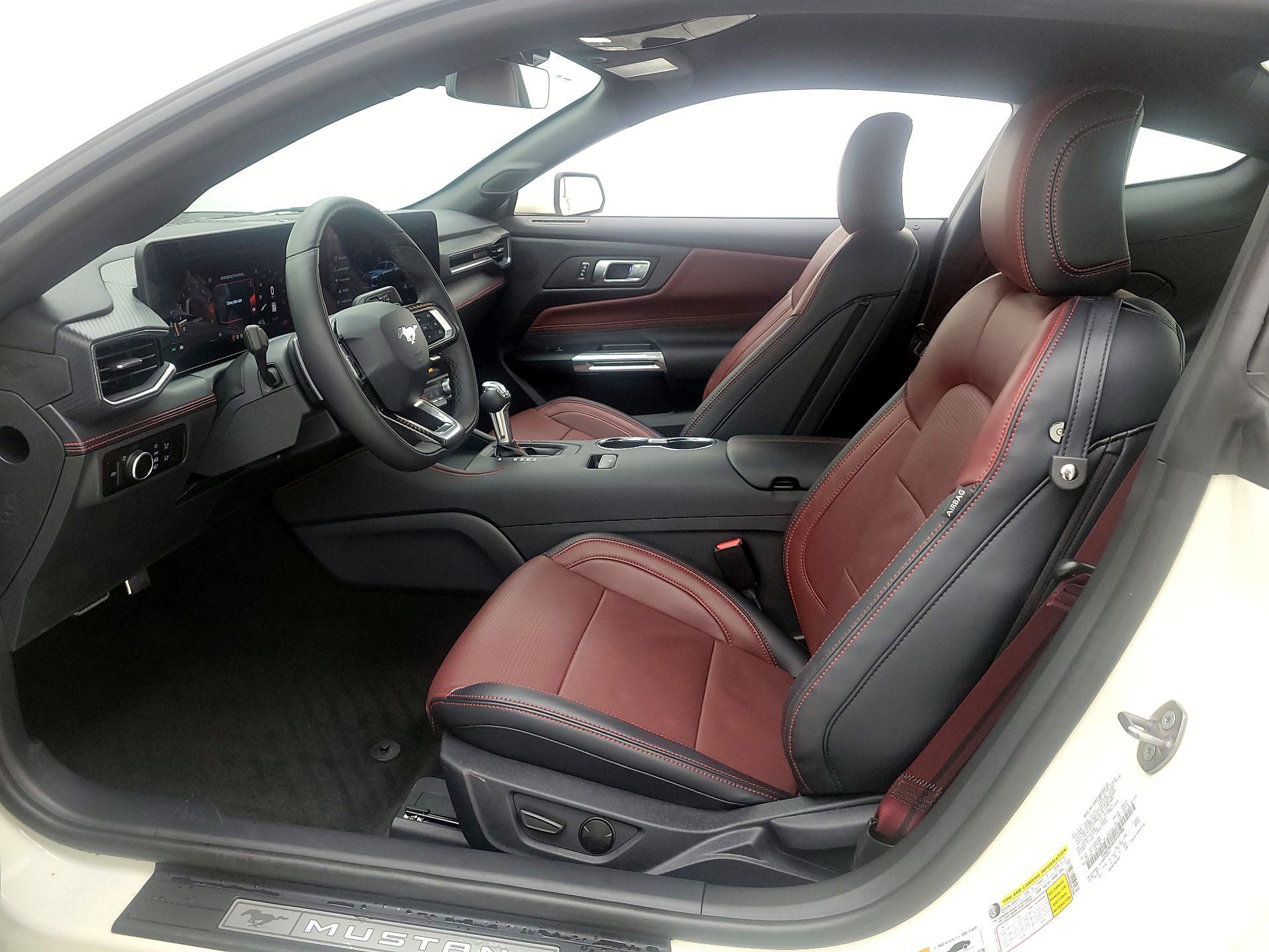 Thumbnail: 2025 Ford Mustang - 11