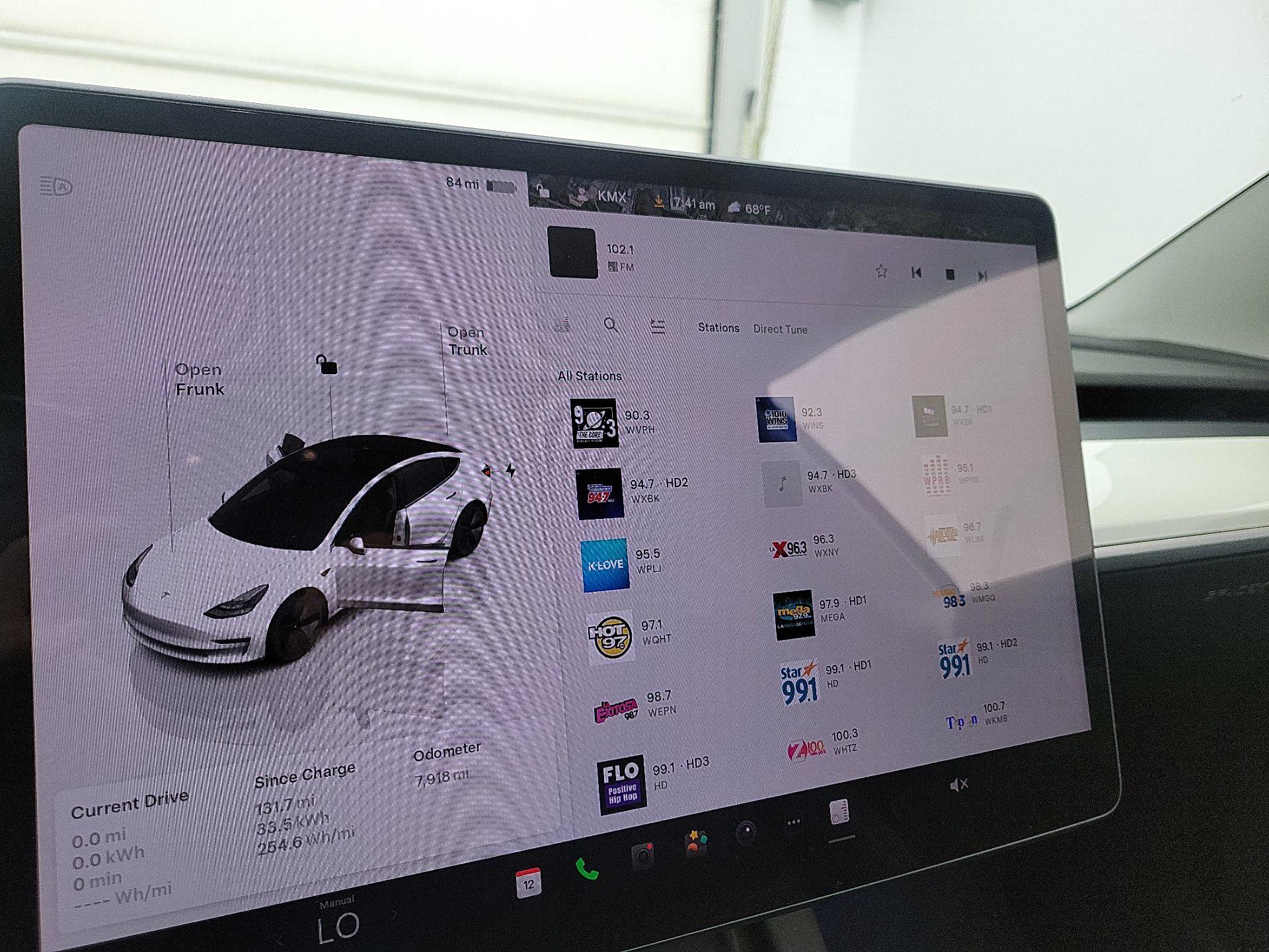 Thumbnail: 2023 Tesla Model 3 - 14