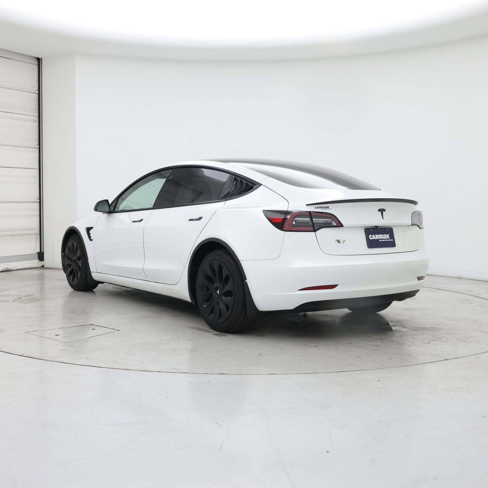 Thumbnail: 2023 Tesla Model 3 - 2