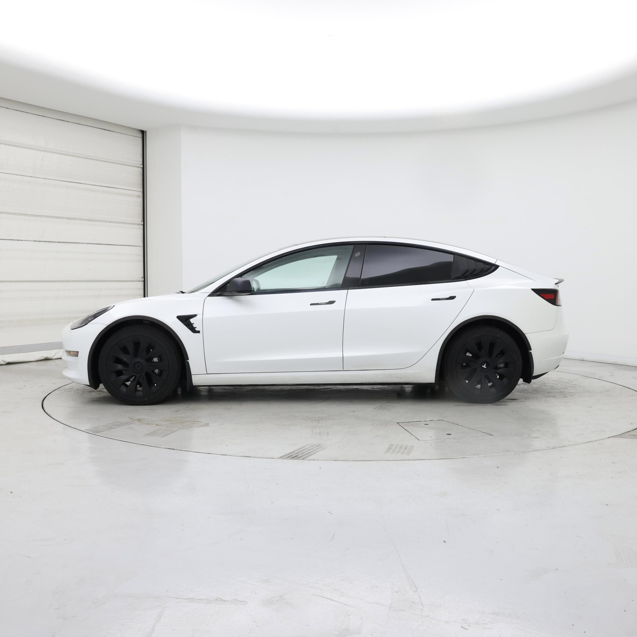 Thumbnail: 2023 Tesla Model 3 - 3