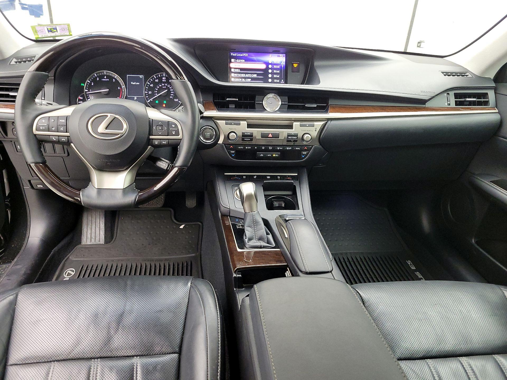 Thumbnail: 2017 Lexus ES - 9