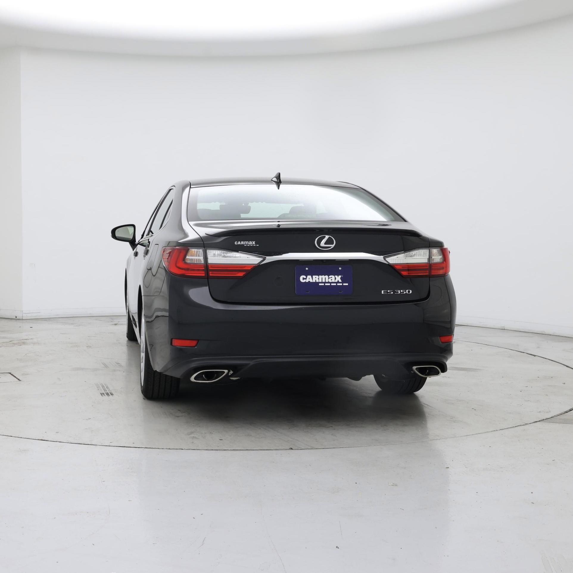 Thumbnail: 2017 Lexus ES - 6