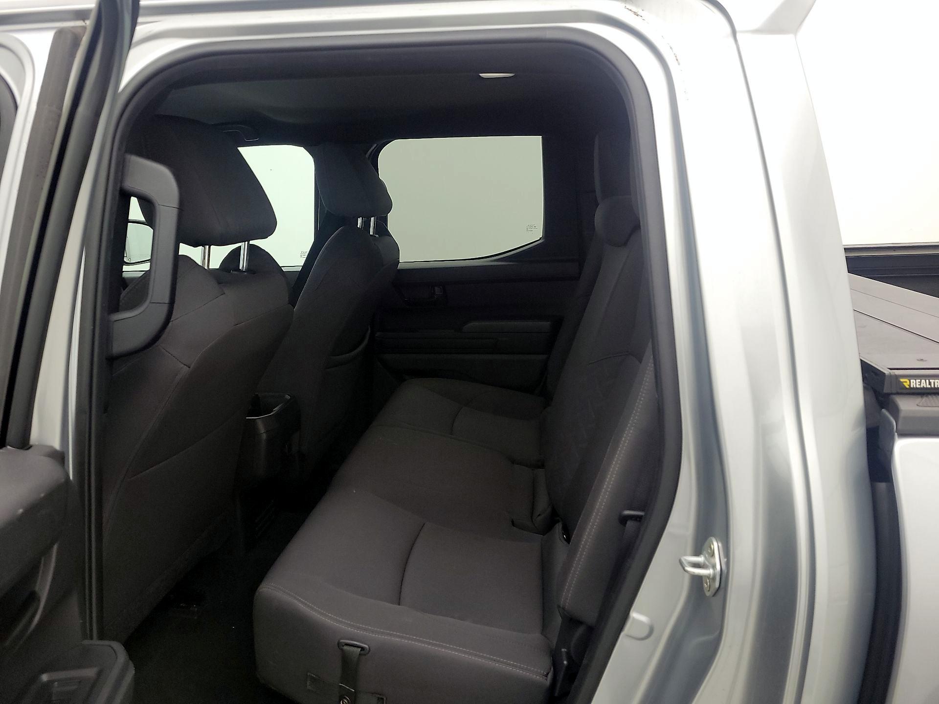 Thumbnail: 2024 Toyota Tacoma - 19