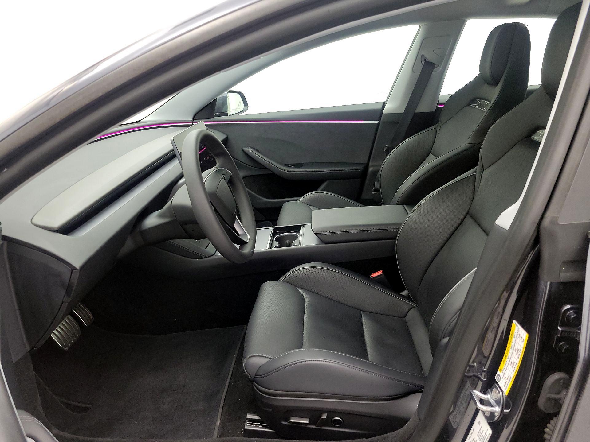 Thumbnail: 2025 Tesla Model 3 - 11