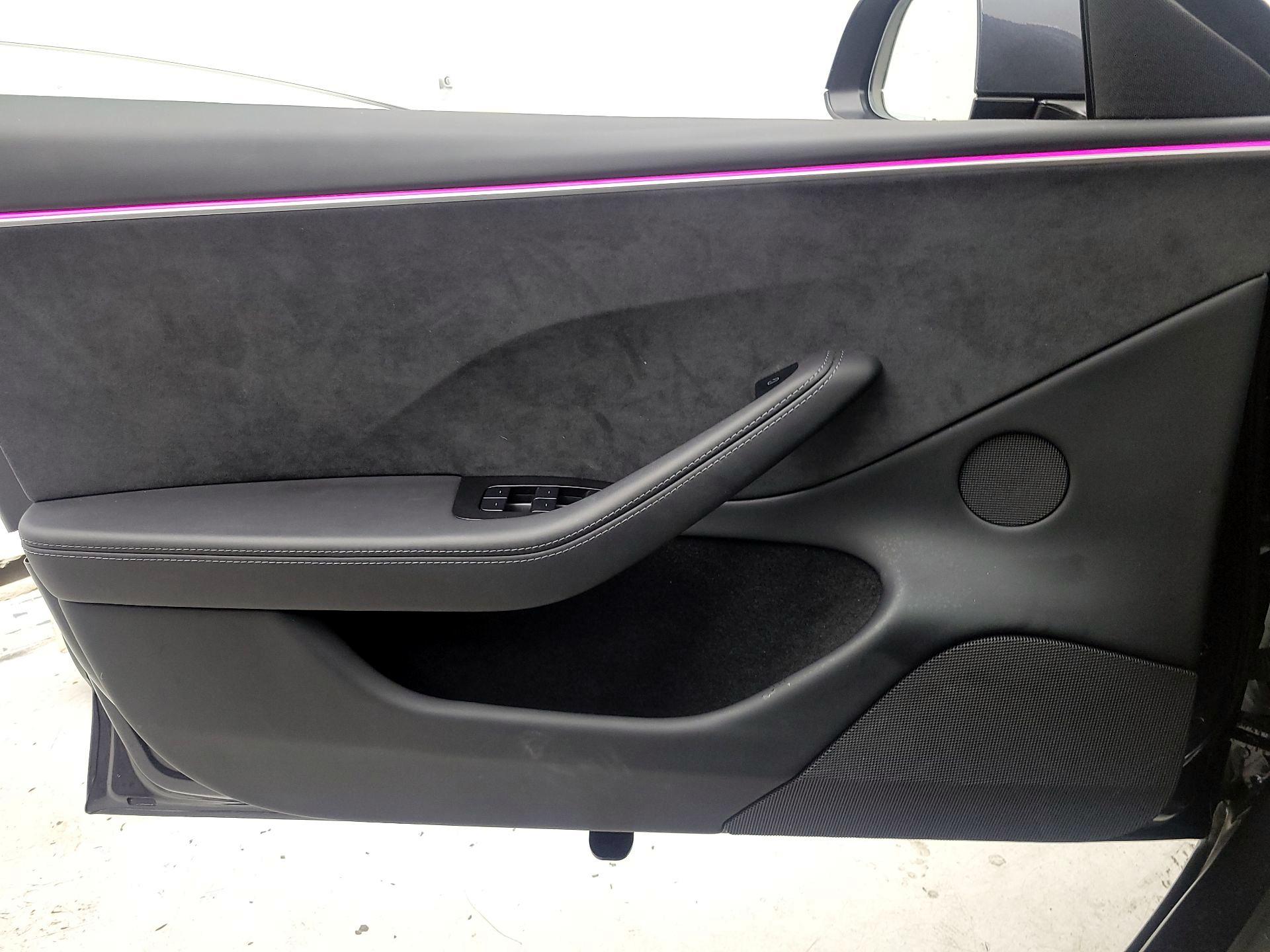 Thumbnail: 2025 Tesla Model 3 - 12