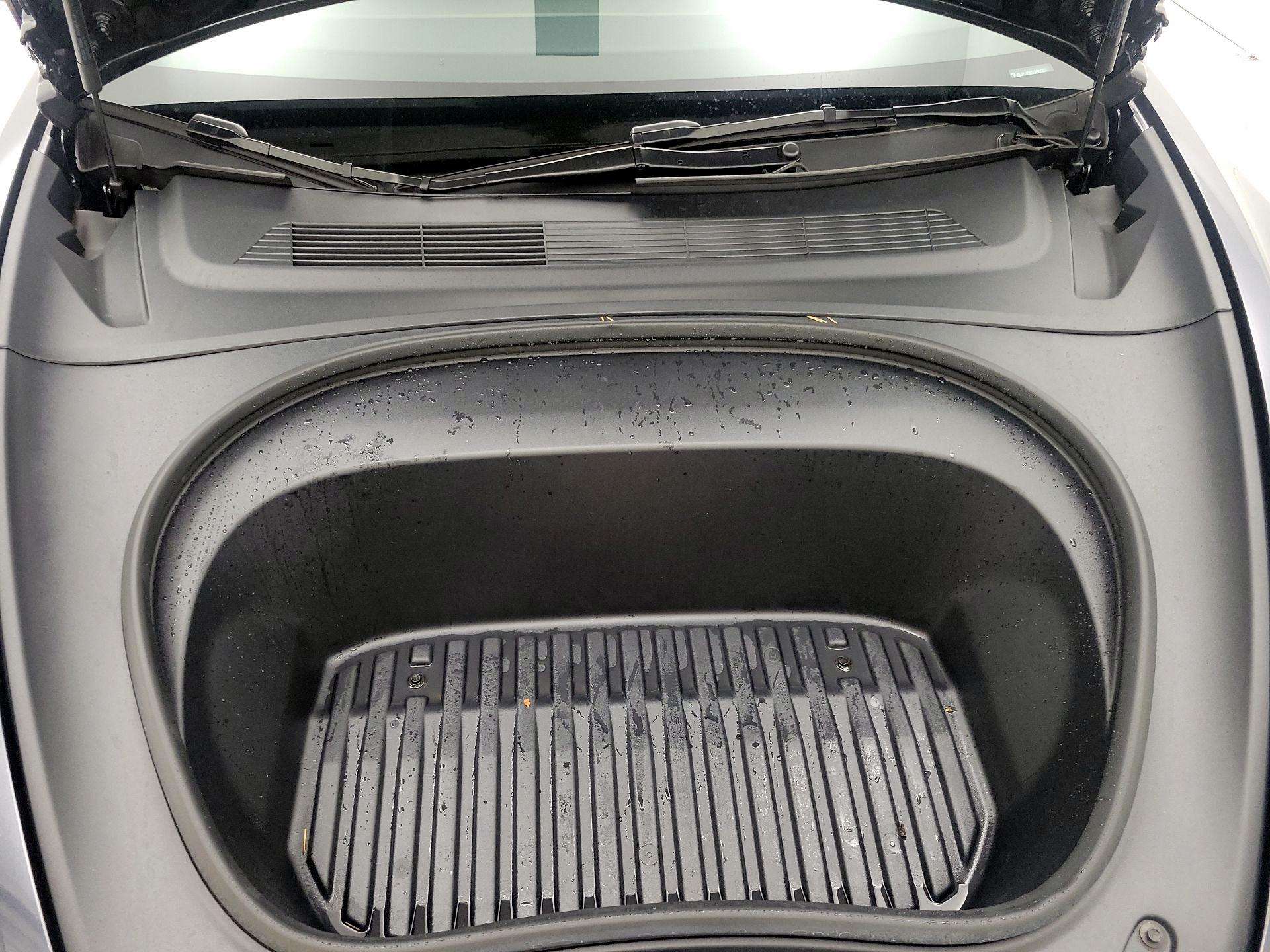 Thumbnail: 2025 Tesla Model 3 - 20