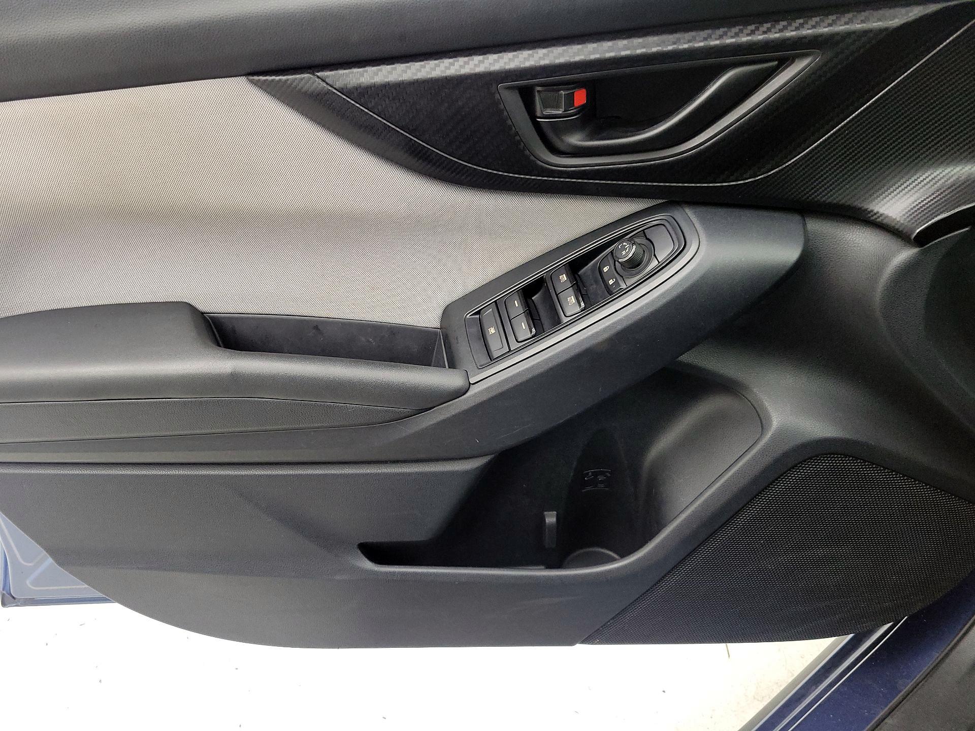 Thumbnail: 2018 Subaru Crosstrek - 12