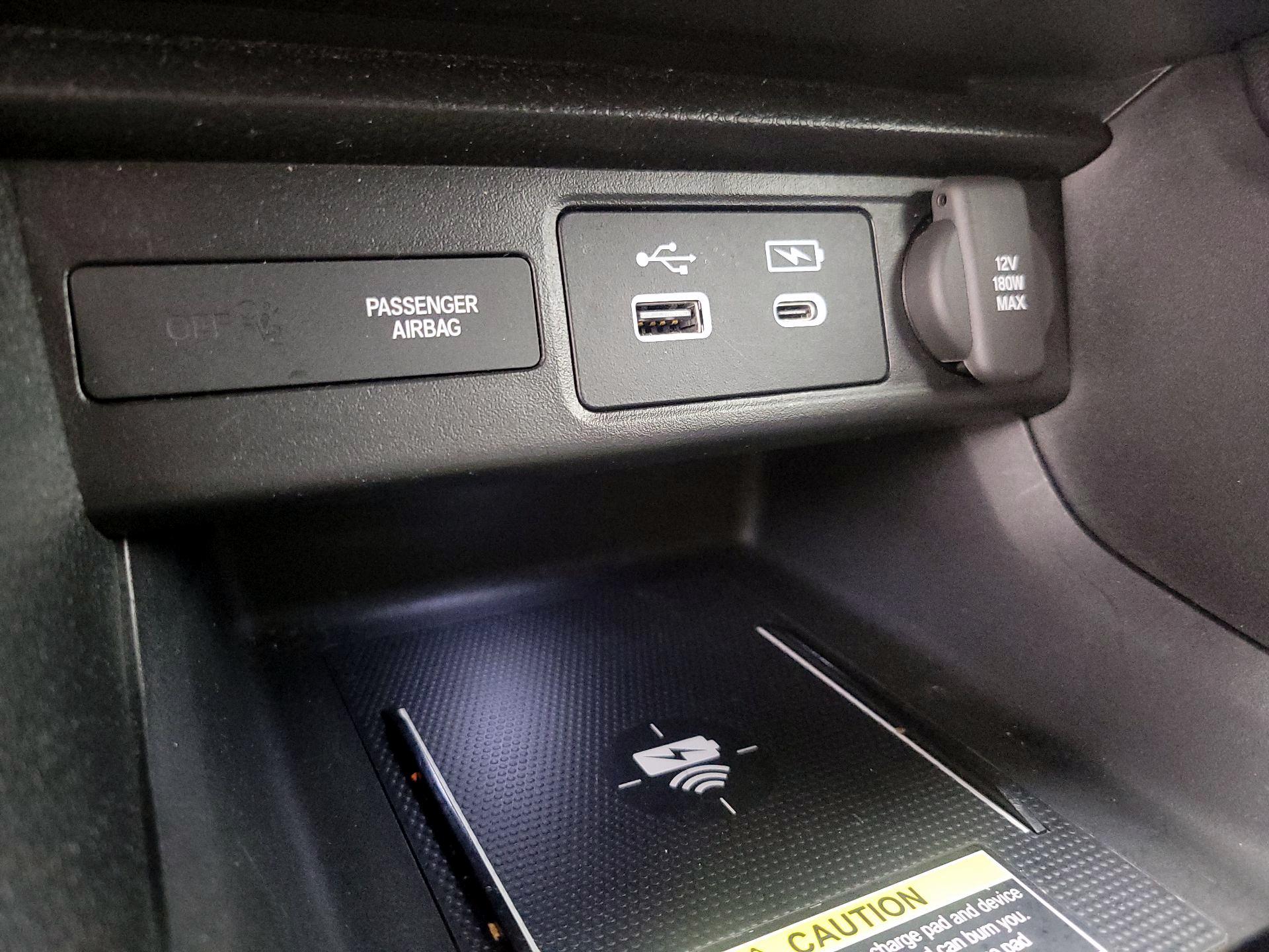 Thumbnail: 2024 Acura Integra - 18