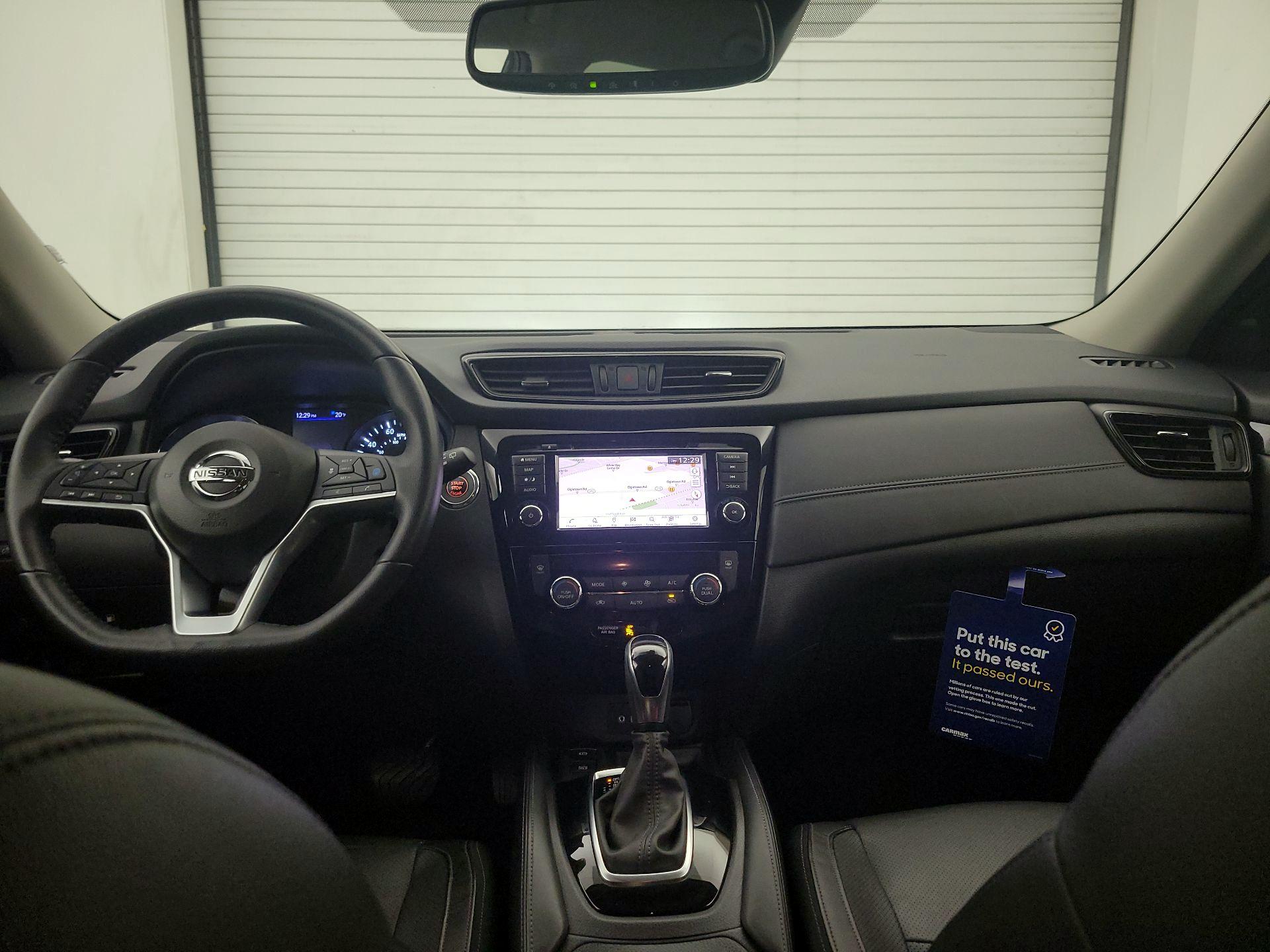 Thumbnail: 2019 Nissan Rogue - 9