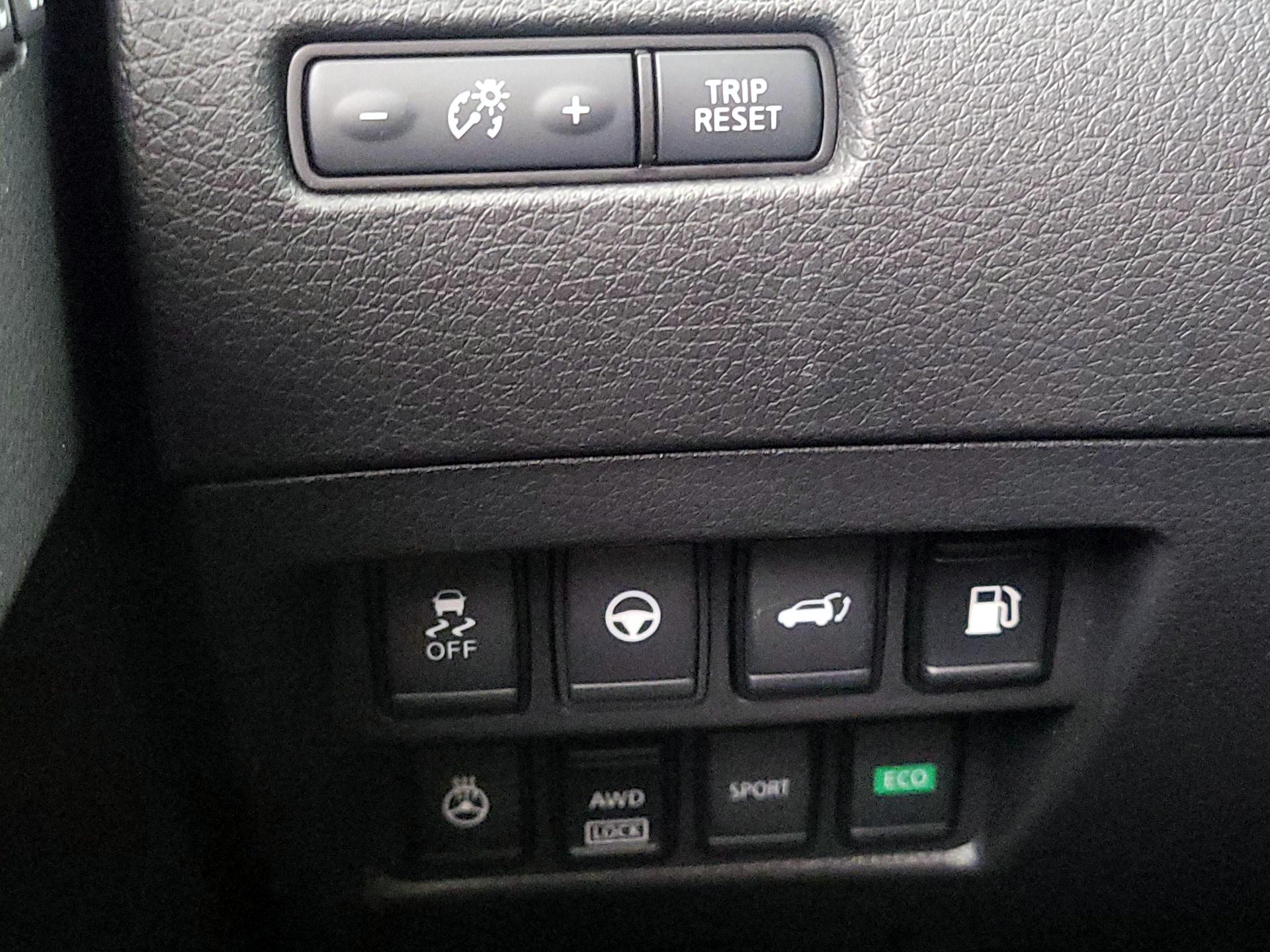 Thumbnail: 2019 Nissan Rogue - 13