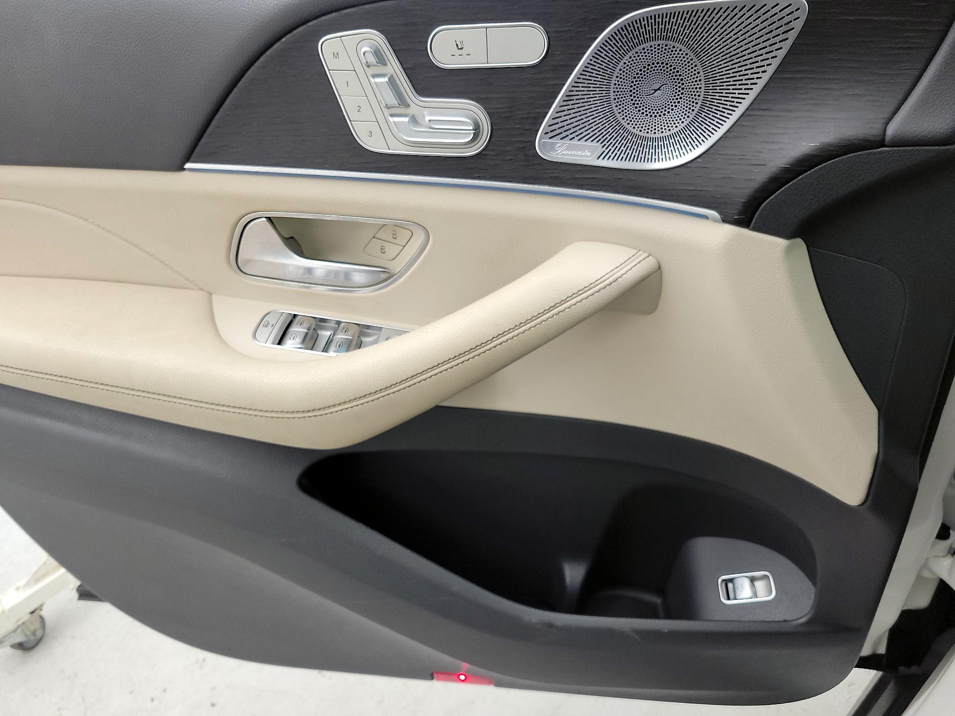 Thumbnail: 2020 Mercedes-Benz GLE - 12