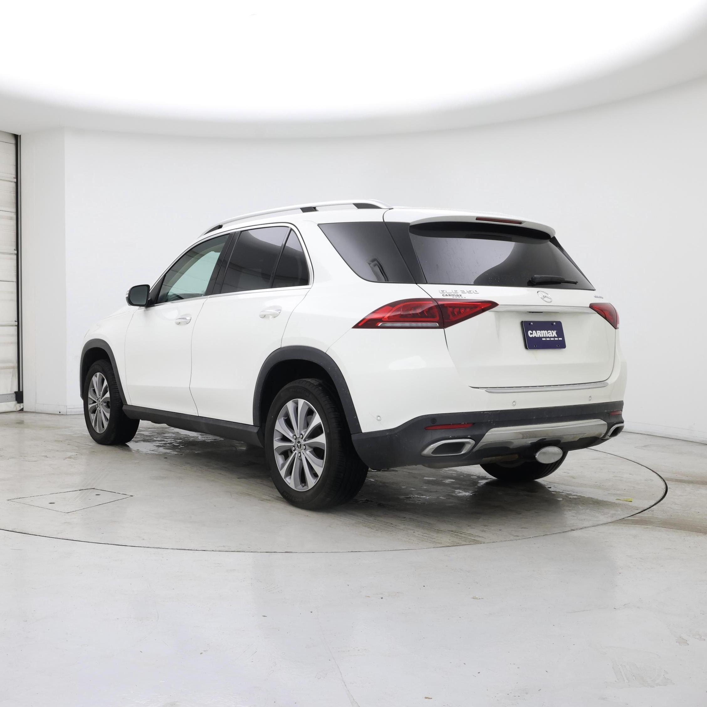 Thumbnail: 2020 Mercedes-Benz GLE - 2