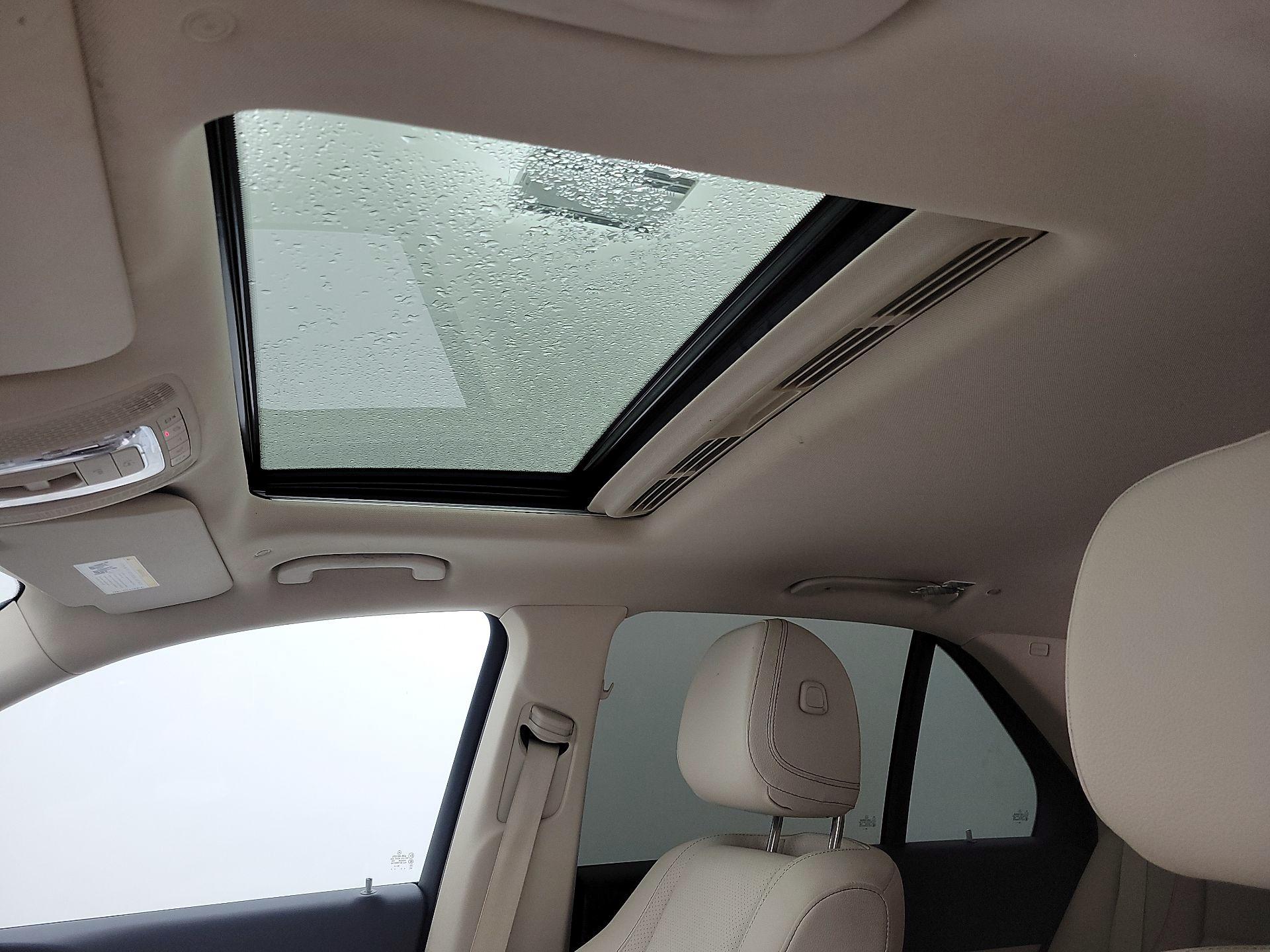 Thumbnail: 2020 Mercedes-Benz GLE - 19