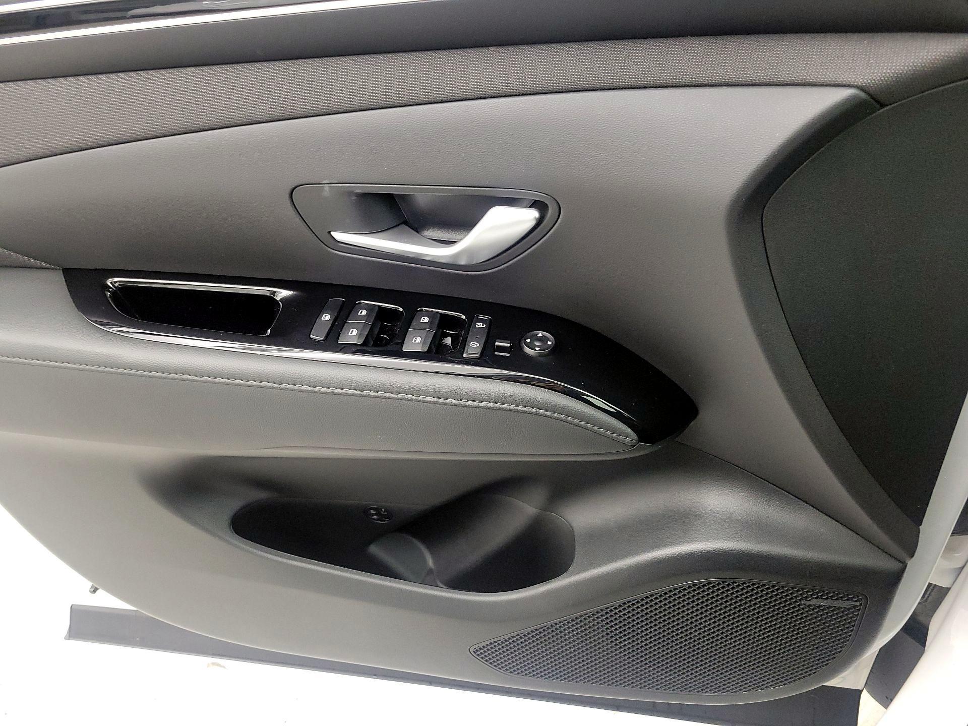 Thumbnail: 2024 Hyundai Tucson - 12