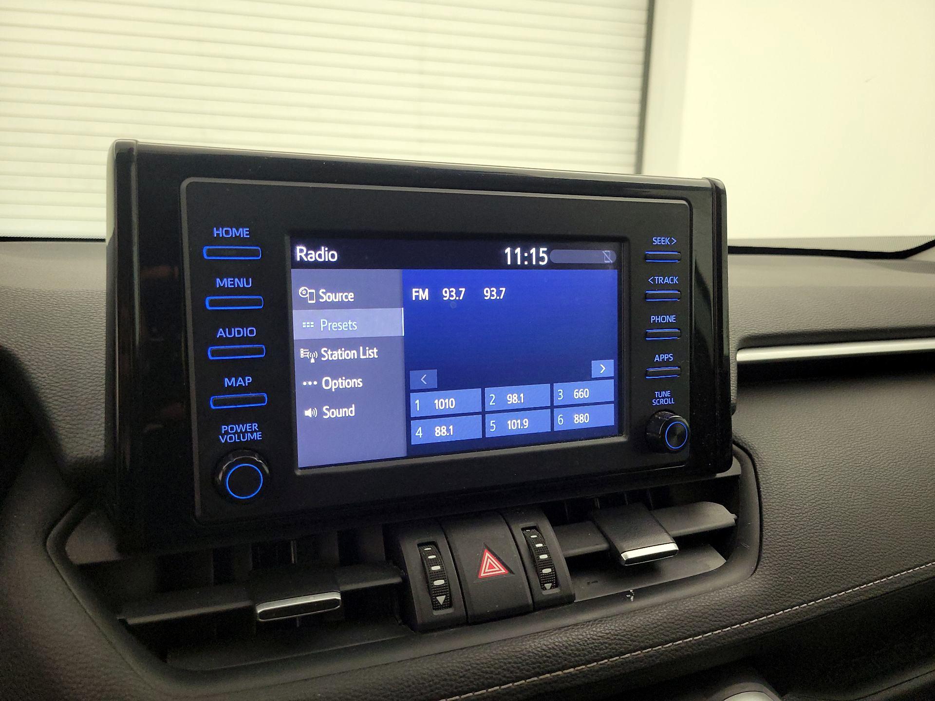 Thumbnail: 2019 Toyota RAV4 - 15