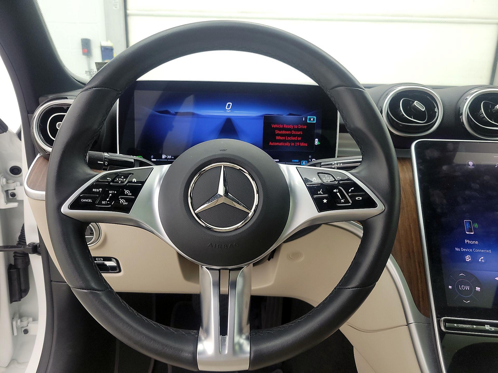 Thumbnail: 2024 Mercedes-Benz C-Class - 10