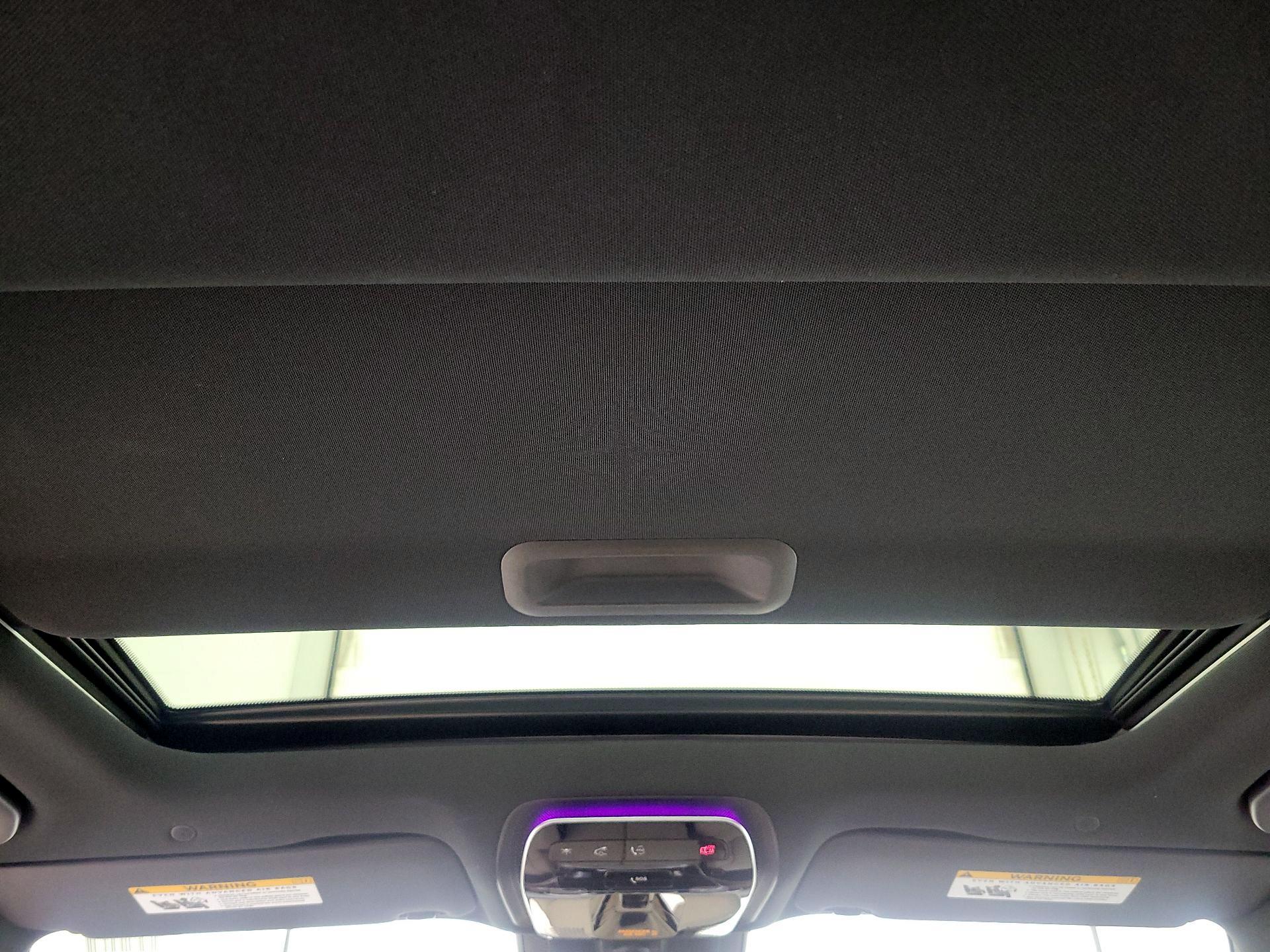 Thumbnail: 2024 Mercedes-Benz C-Class - 19