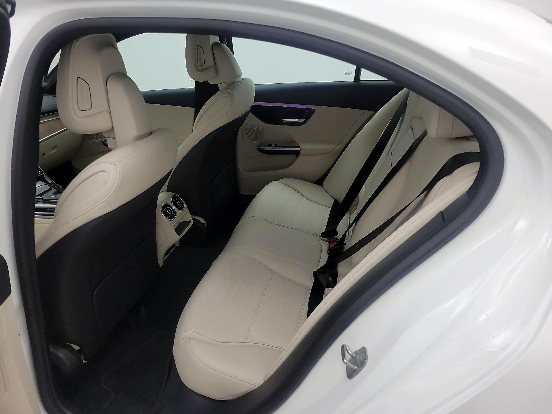 Thumbnail: 2024 Mercedes-Benz C-Class - 20